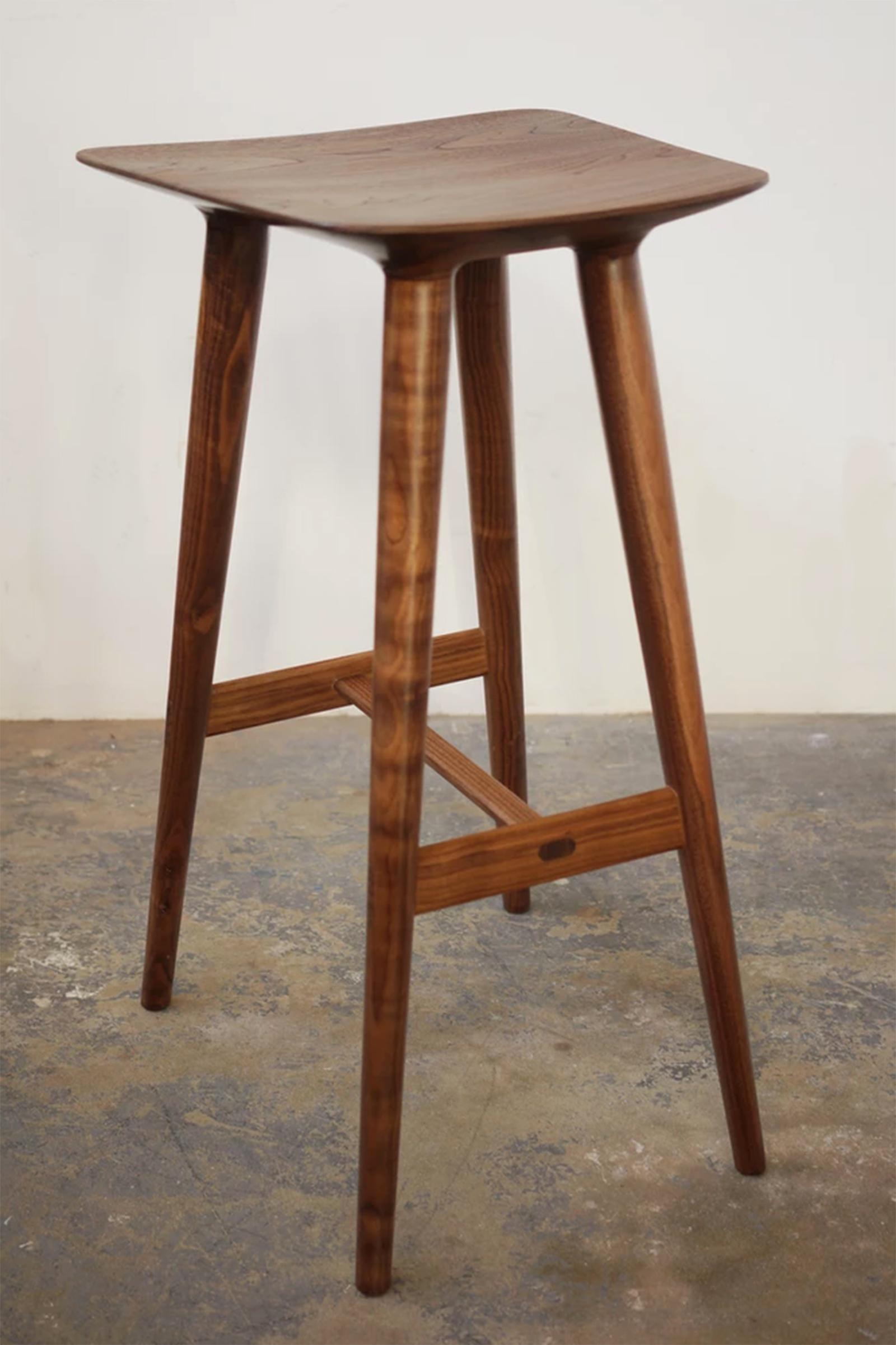 Contemporary Mantaray Counter Stool in Walnut Wood, Hand-Sculpted Stool by Kokora For Sale