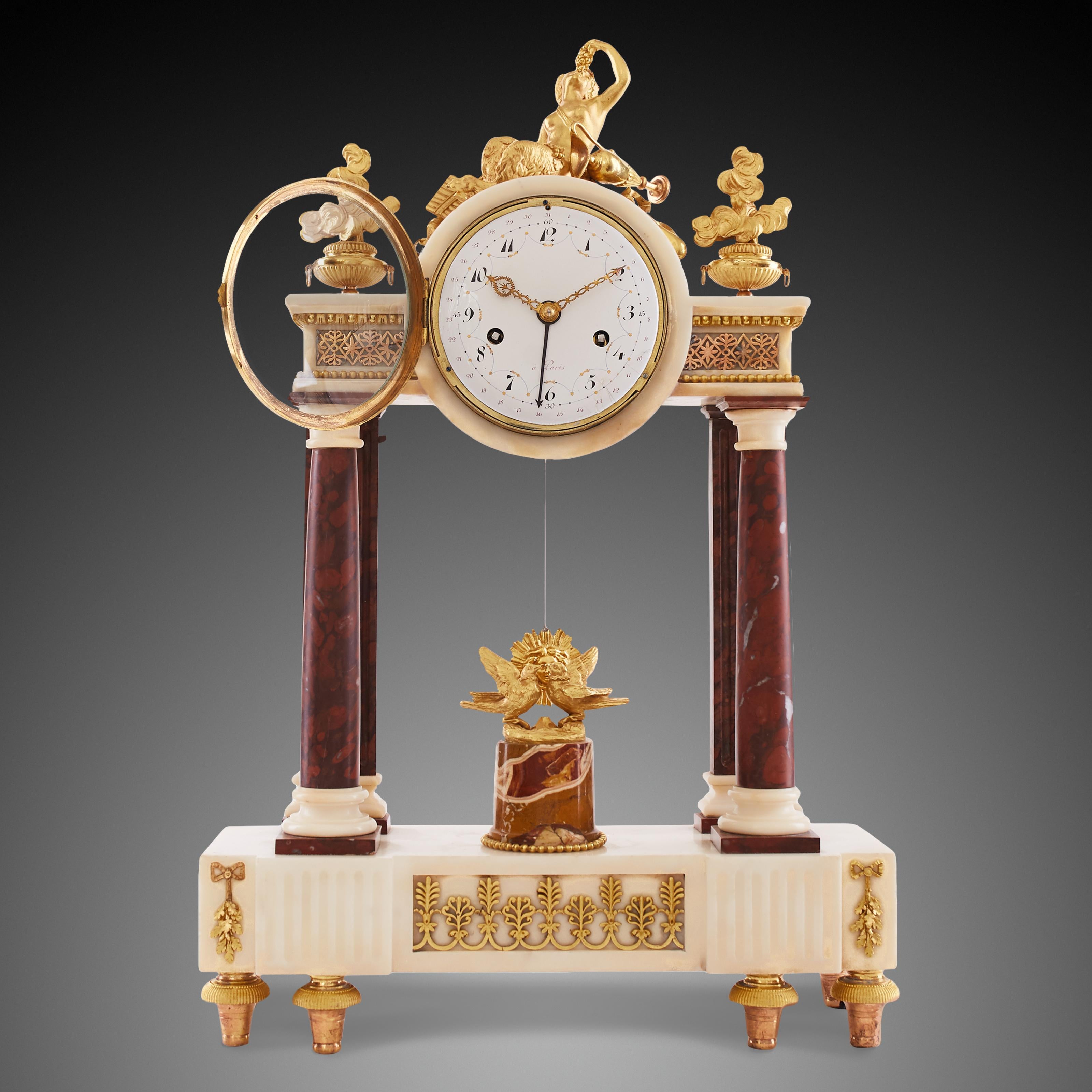 Mantel Clock 18th Century Louis XV In Good Condition For Sale In Warsaw, PL