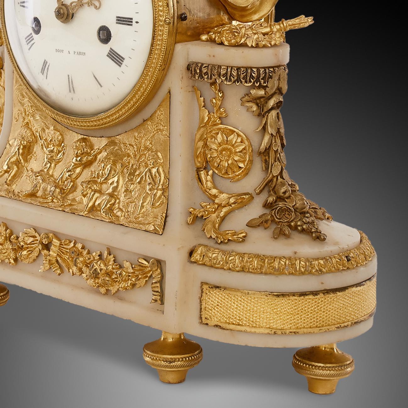 Doré Pendule de cheminée du 18ème siècle d'époque Louis XV par Diot Paris en vente