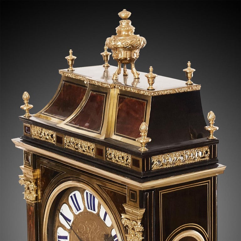 Bronze Mantel Clock 18th Century Louis Xv Period by Estienne Menu À, Paris For Sale