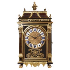 Pendule de cheminée du 18ème siècle d'époque Louis Xv par Estienne Menu, Paris