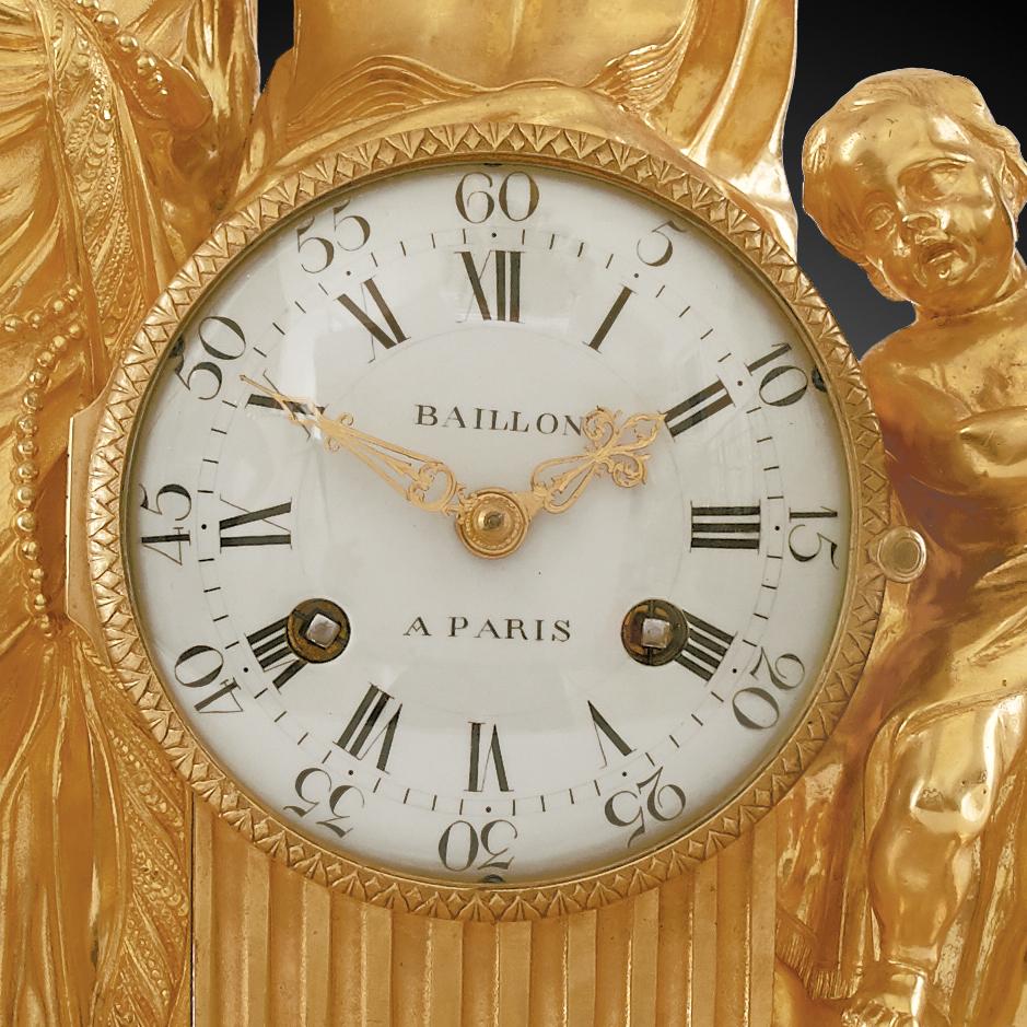 Mantel Clock 18th Century Louis XVI Period by Baillon À Paris For Sale 3