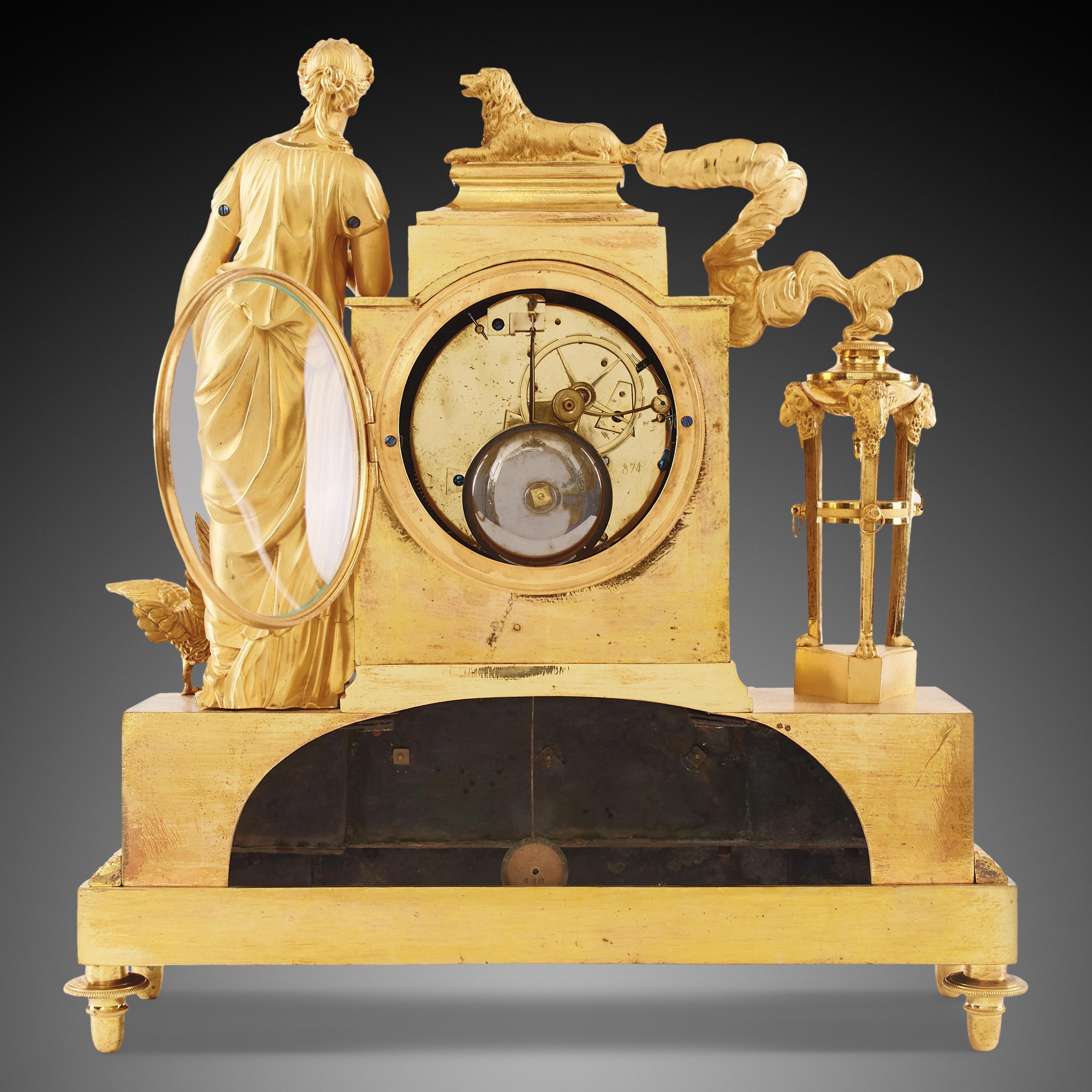 Doré Horloge de cheminée 19ème siècle Styl Empire by Hartmann À Paris en vente