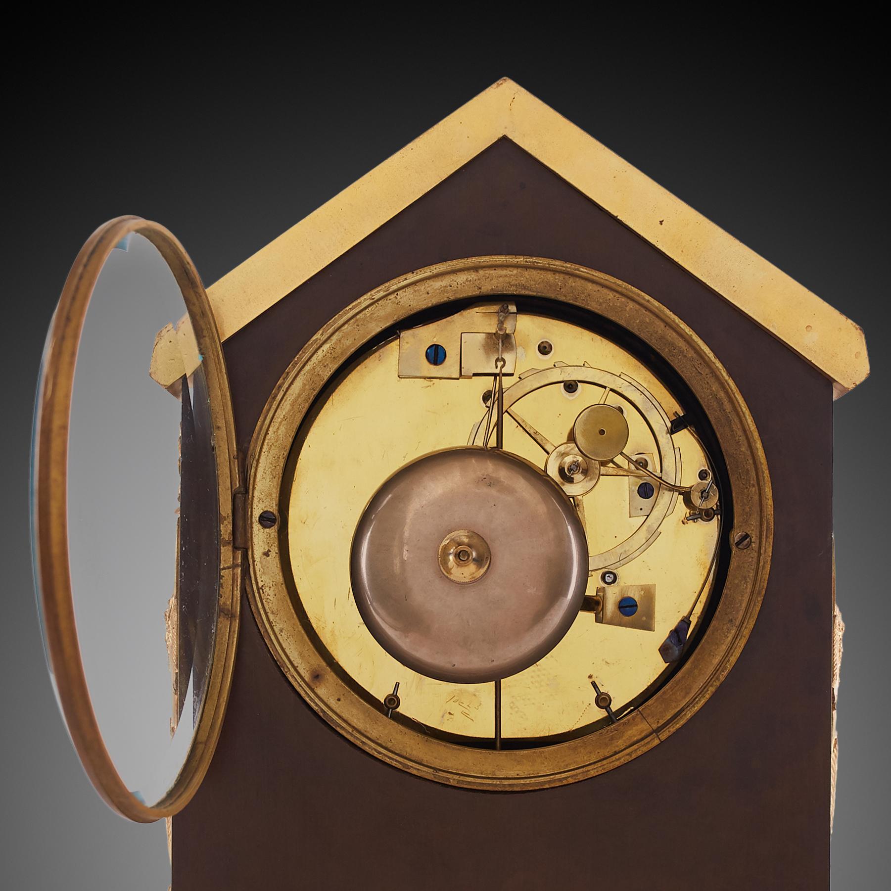 Horloge de cheminée 19ème siècle style Empire par Lefevre De Belle Bon état - En vente à Warsaw, PL