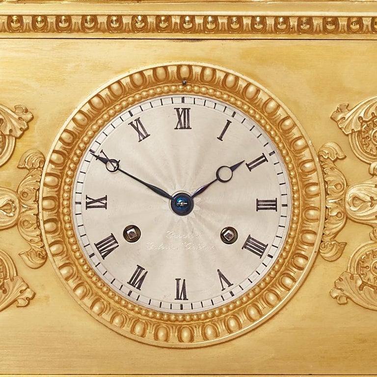 Mantel Clock 19th Century Transitional Period In Excellent Condition For Sale In Warsaw, PL