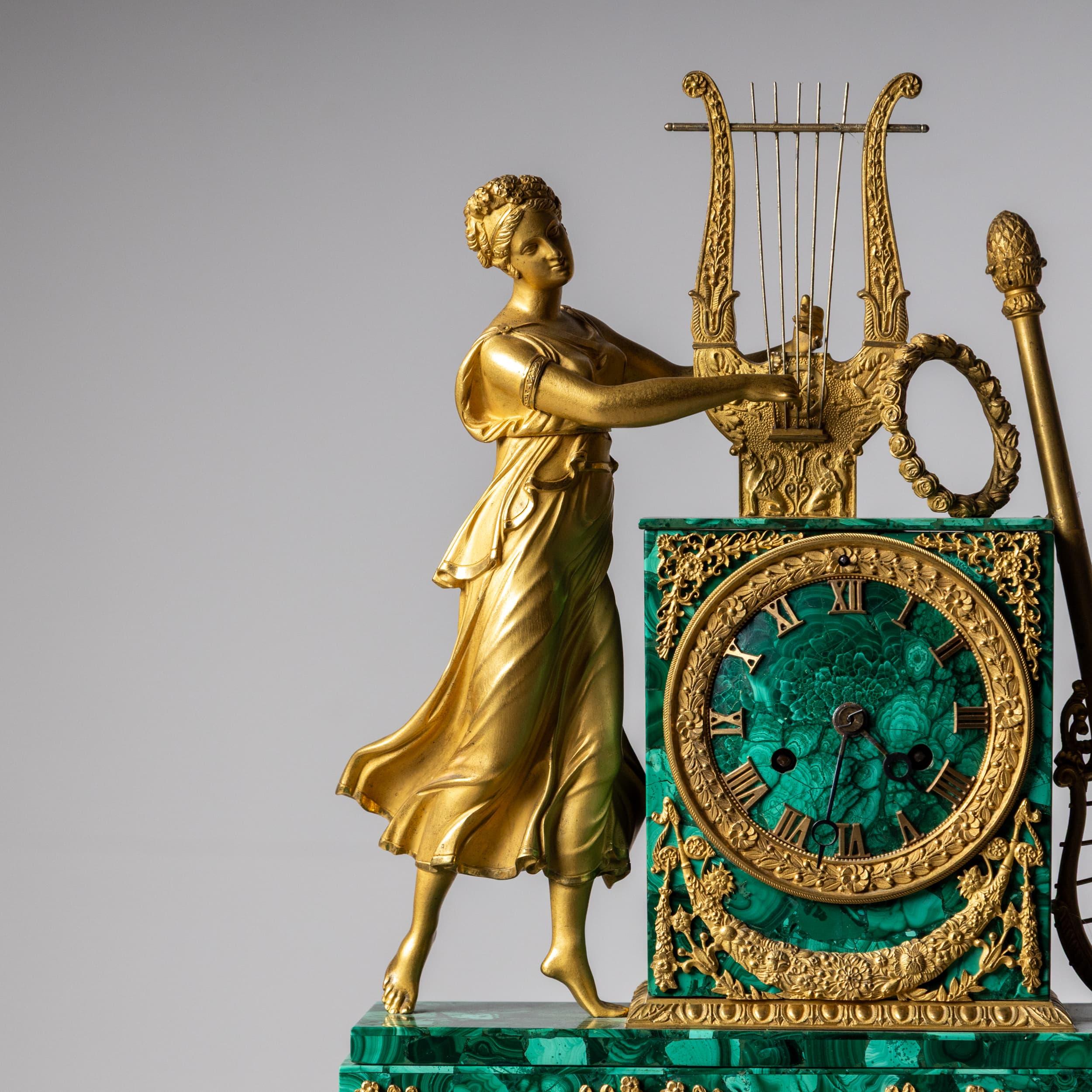 Mantel Clock in Malachite, 19th Century For Sale 2