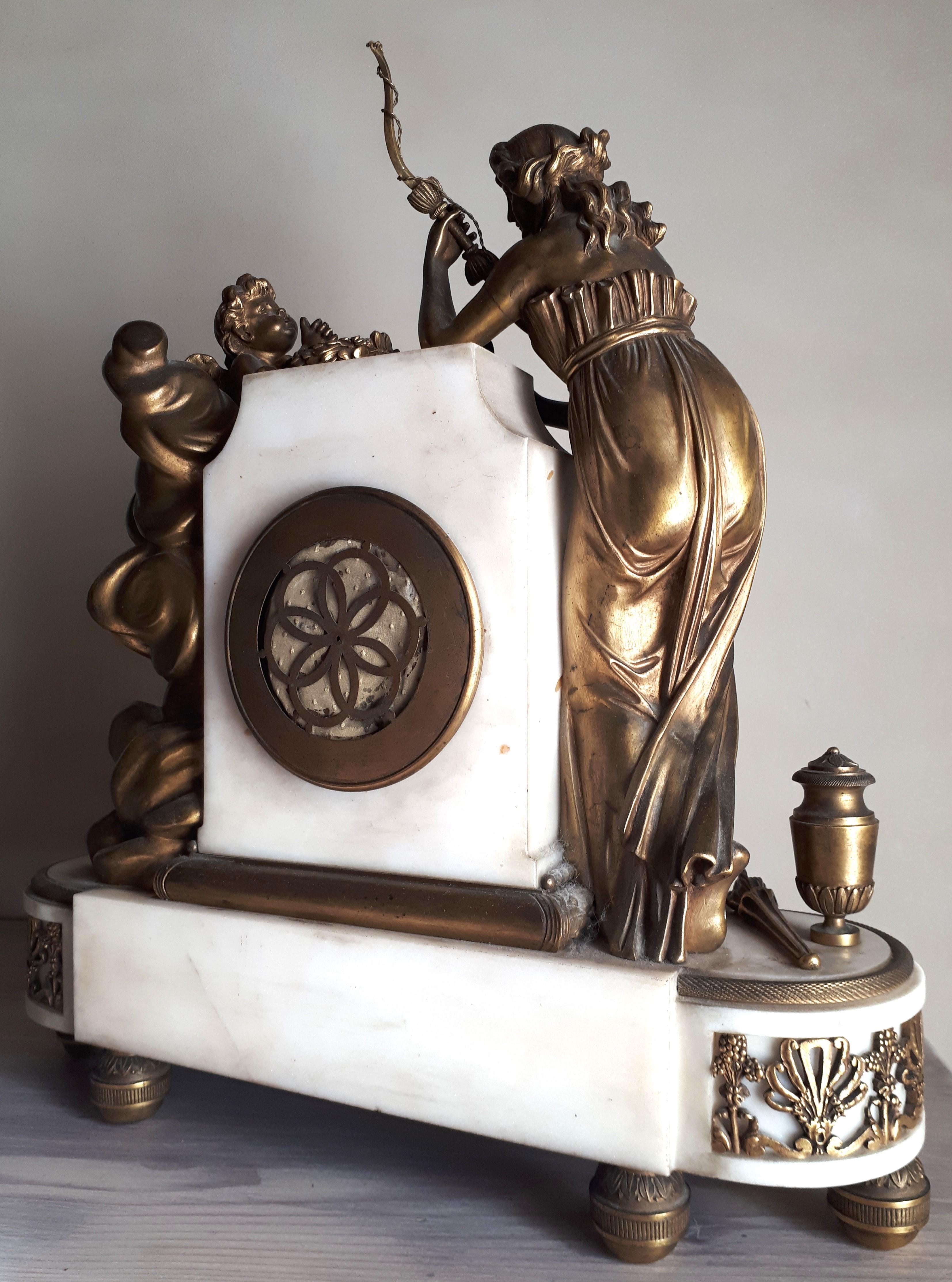 Mantel clock - pendulum by François Linke in marble and gilded bronze For Sale 8