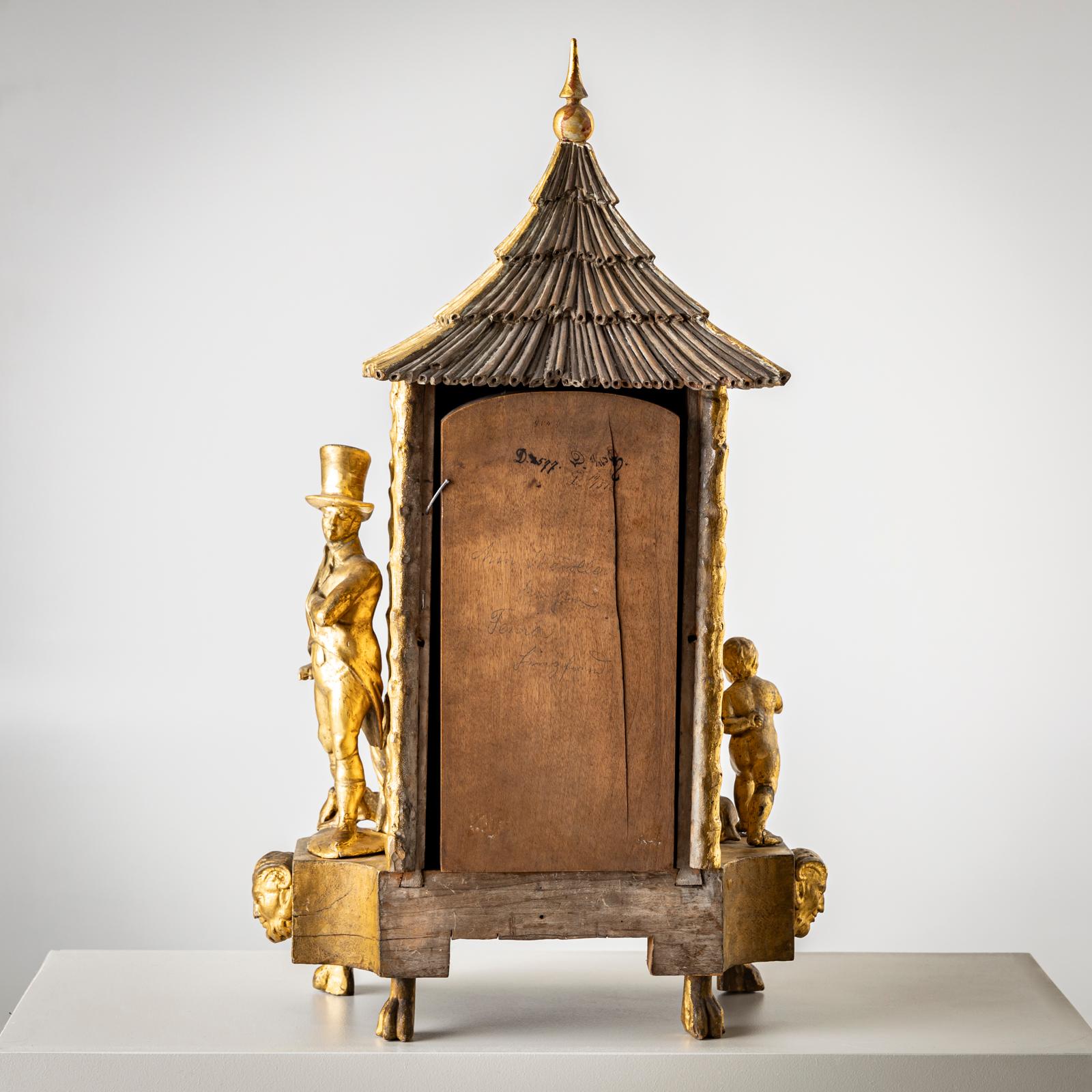Kaminsimsuhr mit Genreszene, Wien 19. Jahrhundert (Biedermeier) im Angebot