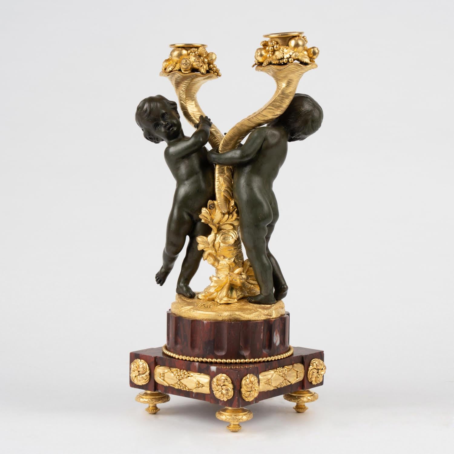 Pendules de cheminée du XIXe siècle, période Napoléon III. en vente 9