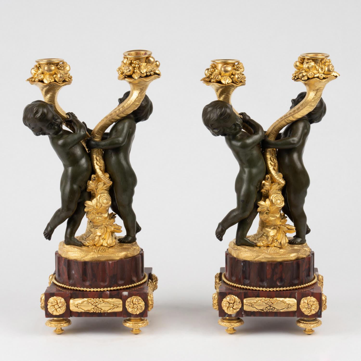 Doré Pendules de cheminée du XIXe siècle, période Napoléon III. en vente