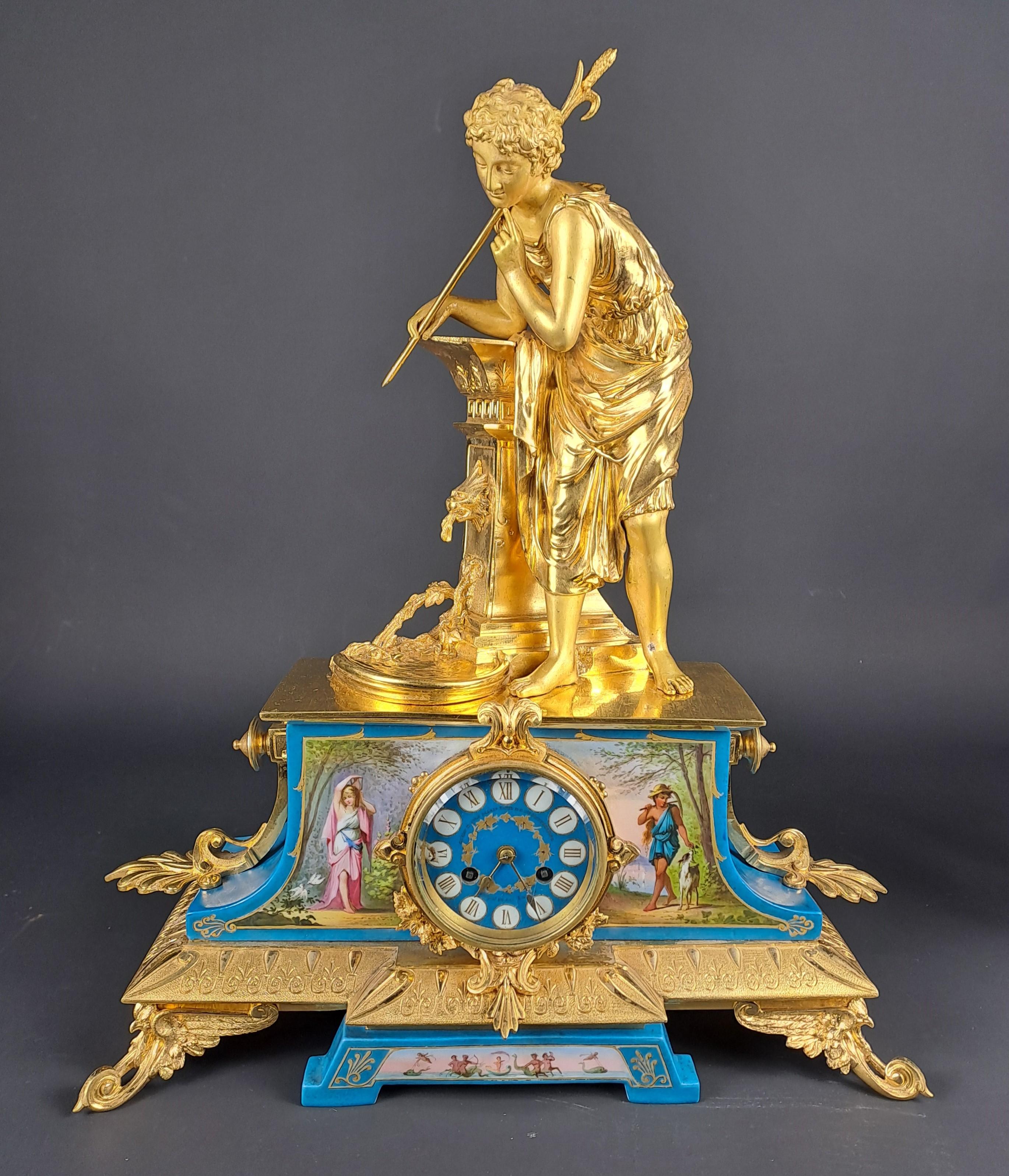 Mantel Set Signed Le Roy In Gilt Bronze And Sèvres Porcelain For Sale 4
