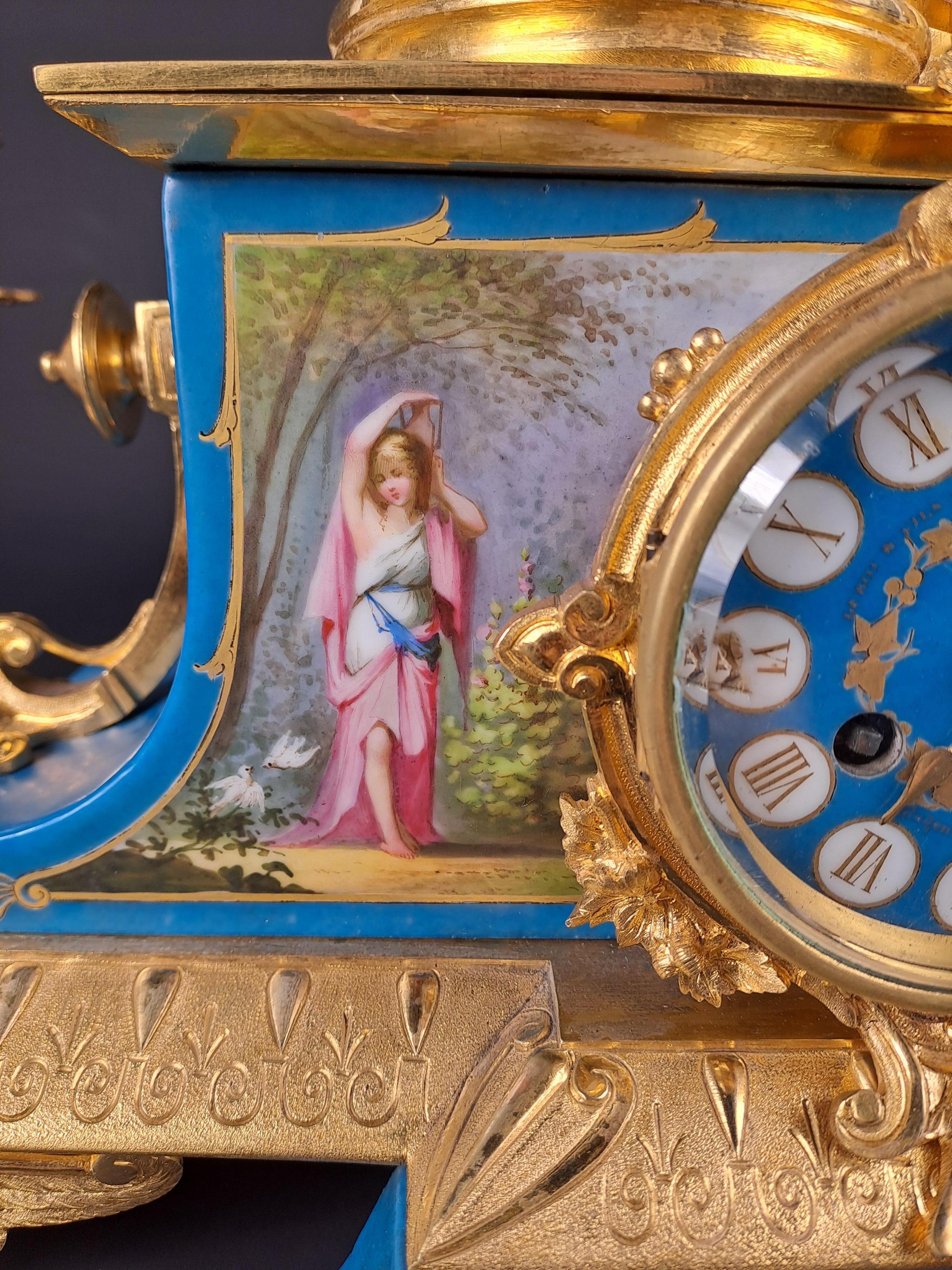 Mantel Set Signed Le Roy In Gilt Bronze And Sèvres Porcelain For Sale 1