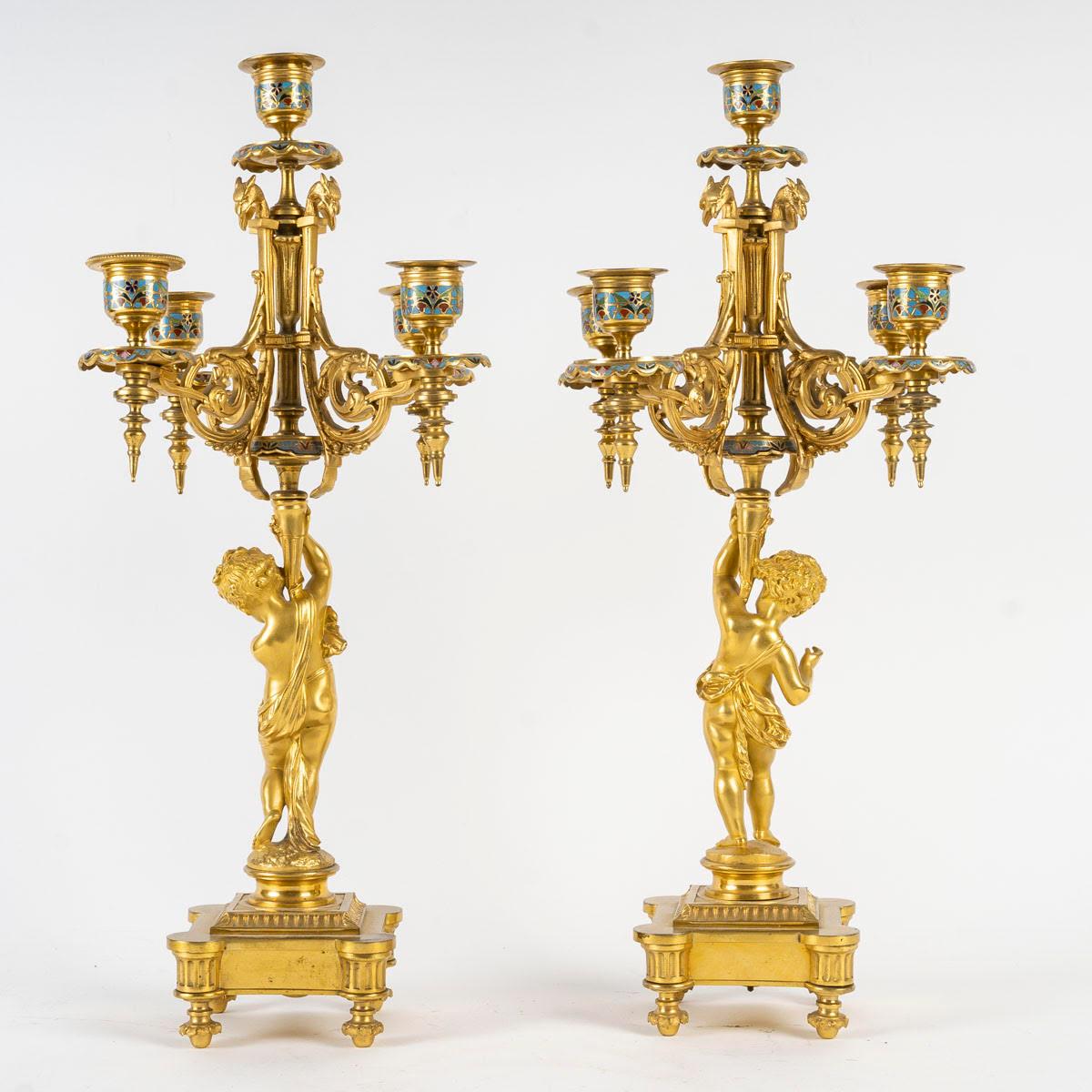 Bronze Cheminée et chandeliers en bronze doré et cloisonné, période Napoléon. en vente