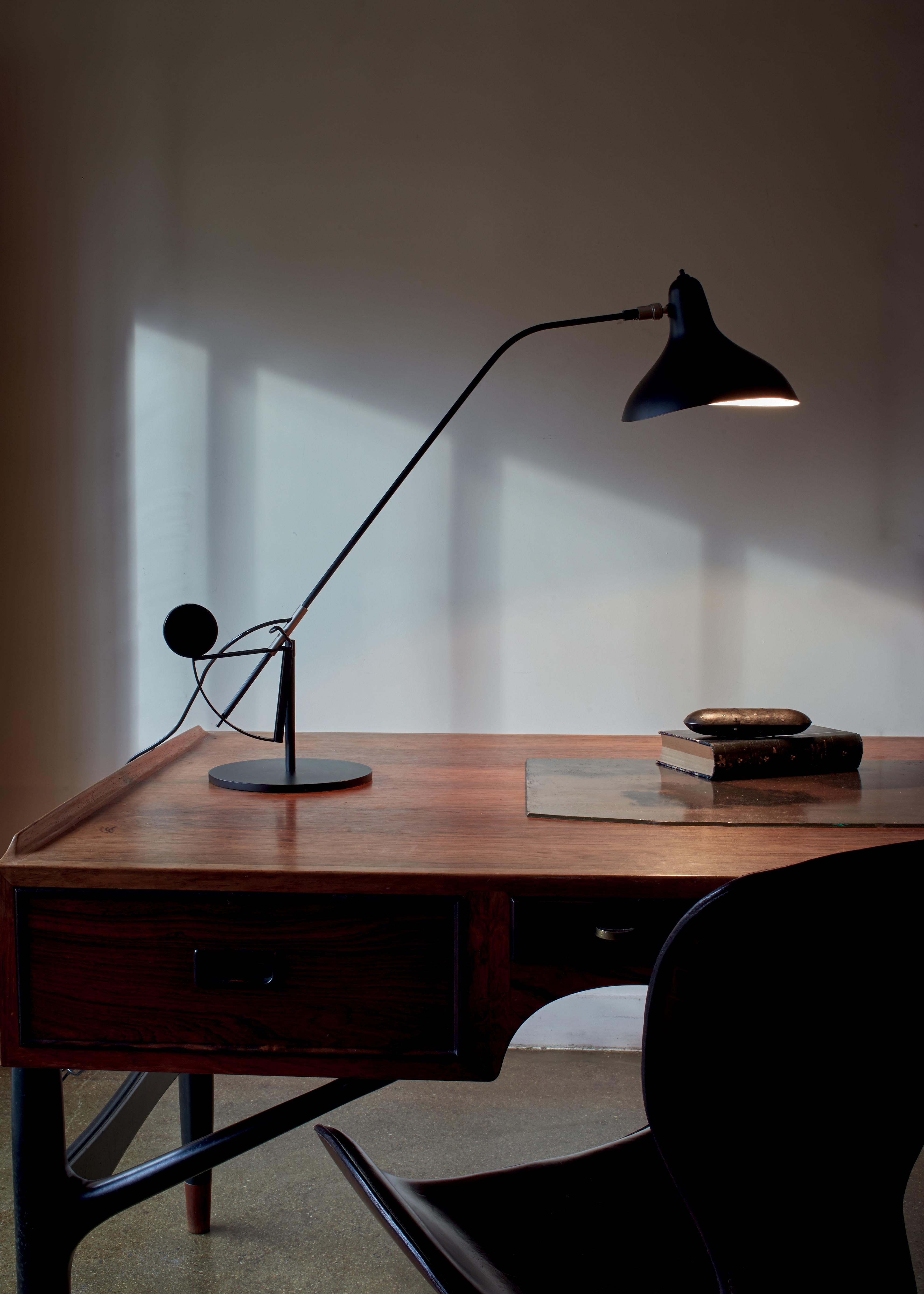 Mantis BS3 Table Lamp Designed in 1951 by B. Schottlander as a Tribute to Calder In New Condition For Sale In Paris, FR