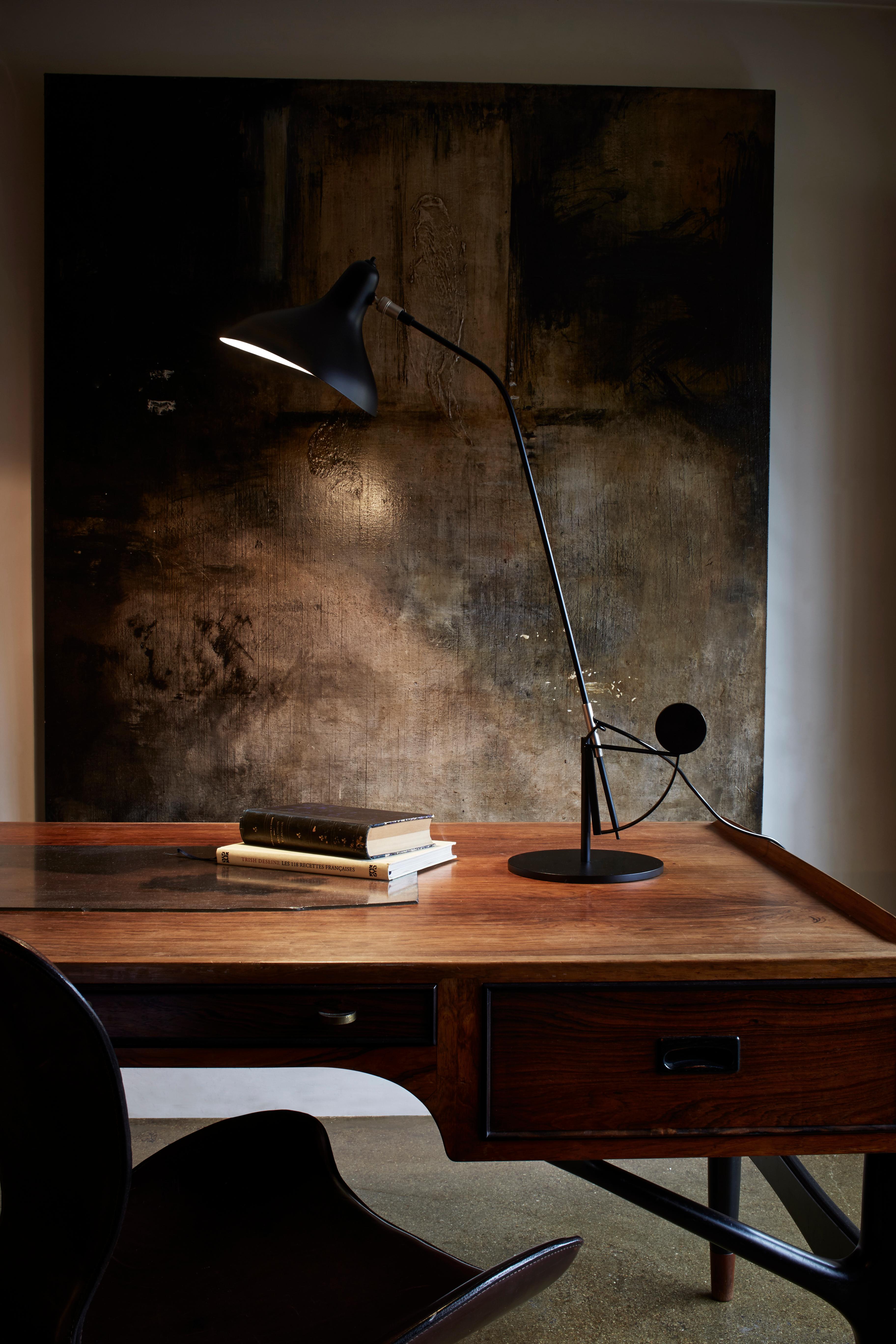 Contemporary Mantis BS3 Table Lamp Designed in 1951 by B. Schottlander as a Tribute to Calder For Sale