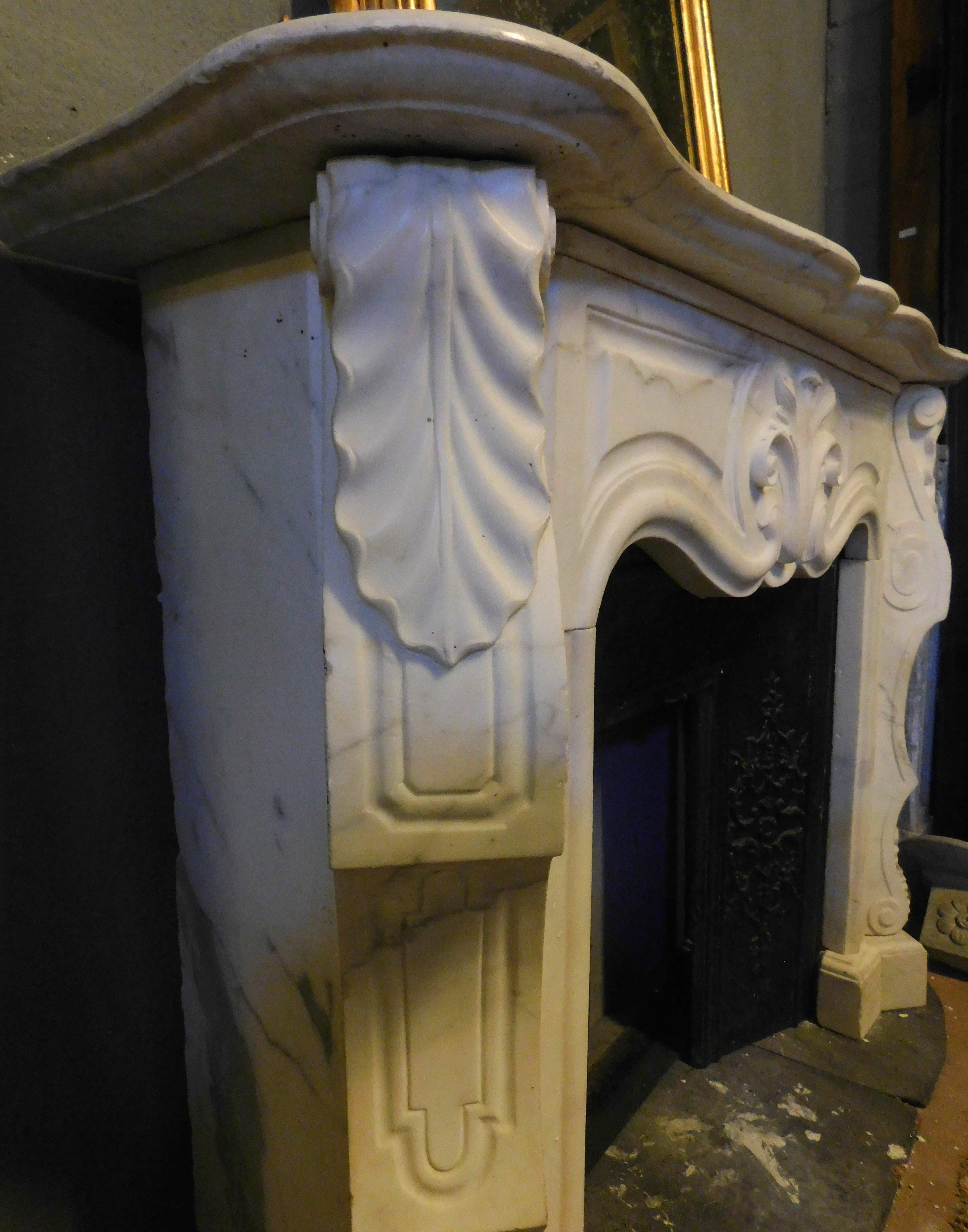 Italian Mantle Fireplace in White Carrara Marble, Richly Carved, 19th Century Italy For Sale