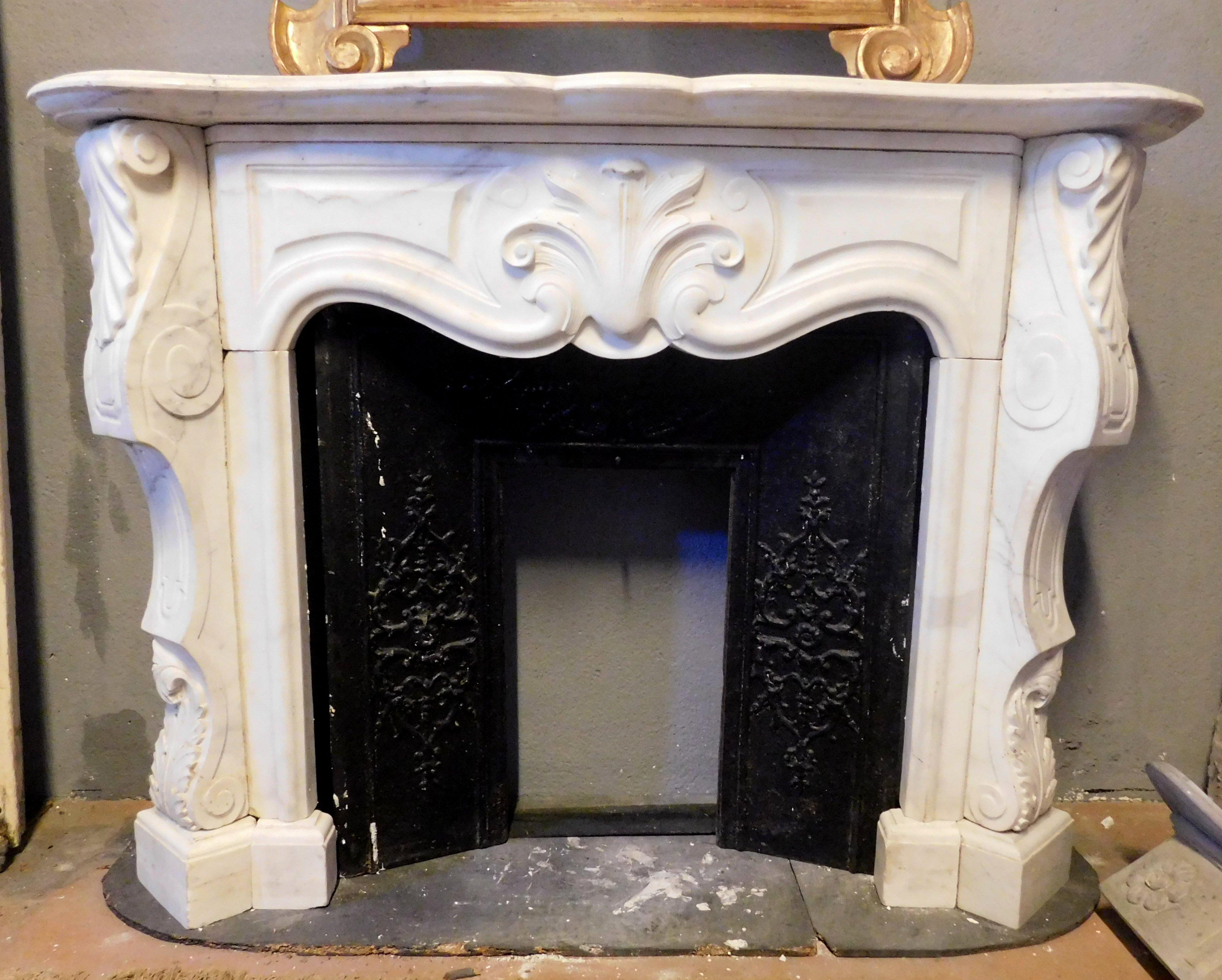 Mantle Fireplace in White Carrara Marble, Richly Carved, 19th Century Italy For Sale 2
