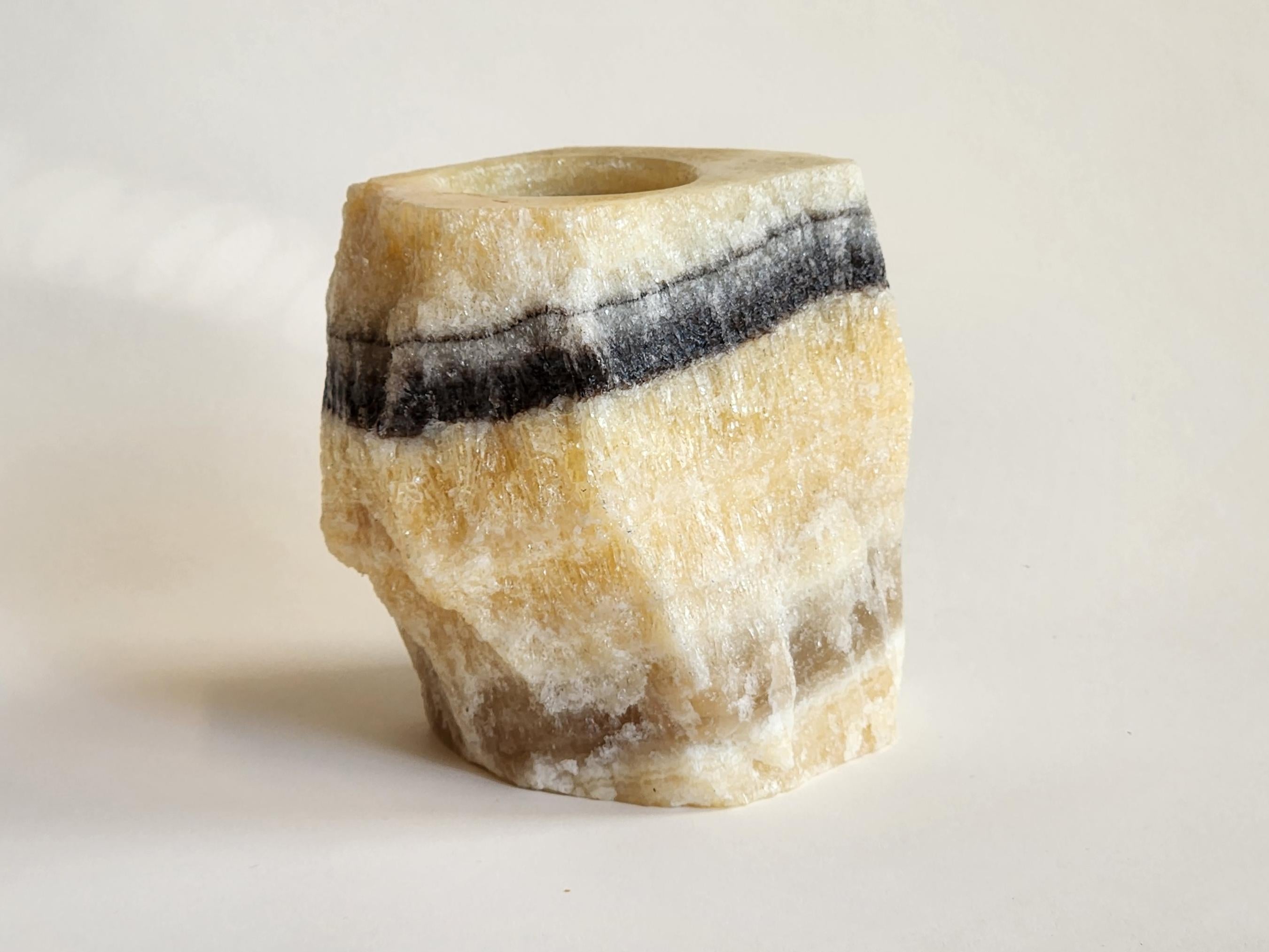 Manually Carved Layered Onyx Candle Holder with Natural Colored Diagonal Stripe In New Condition For Sale In Stratford, CT