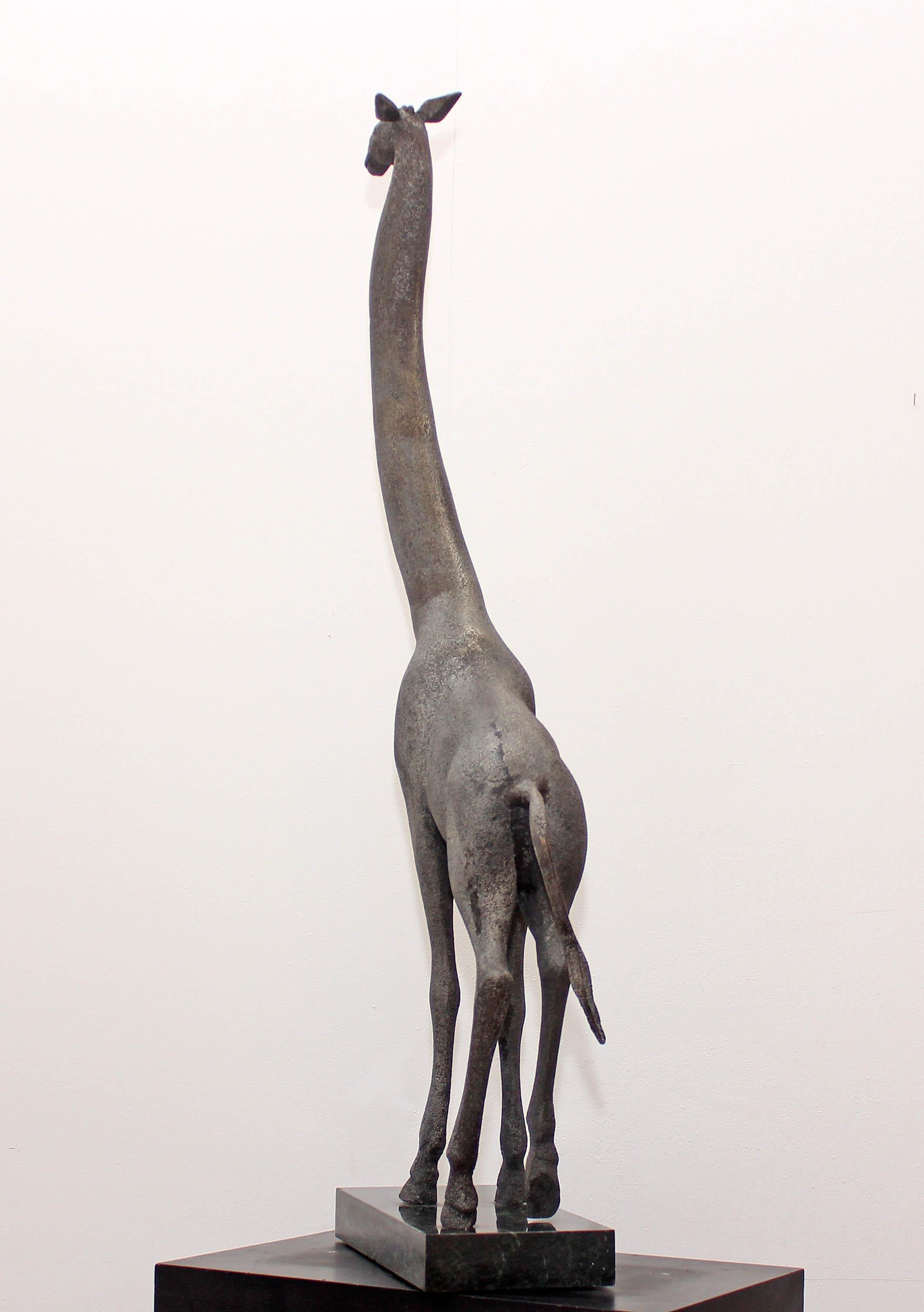 Large Modern Giraffe Sculpture by Manuel Carbonell Latin American Circa 1967 For Sale 14