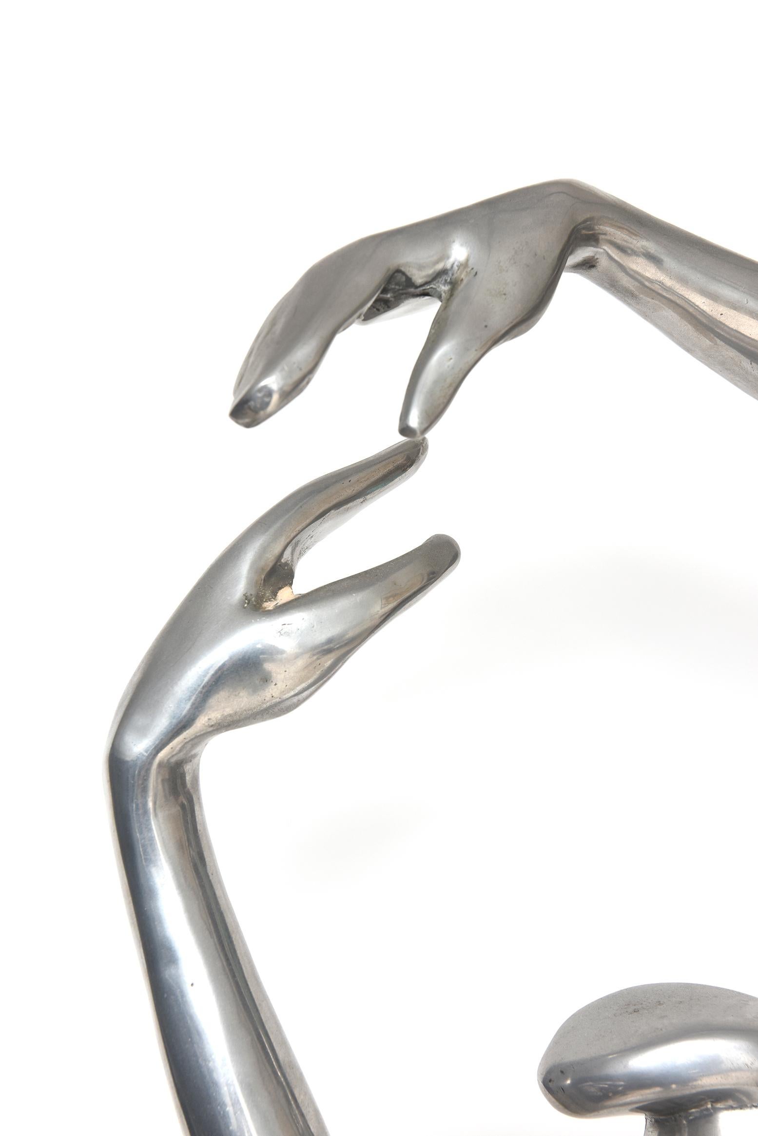 Manuel Carbonell - Sculpture originale d'une figure de danseuse en aluminium coulé - Artiste cubain en vente 2