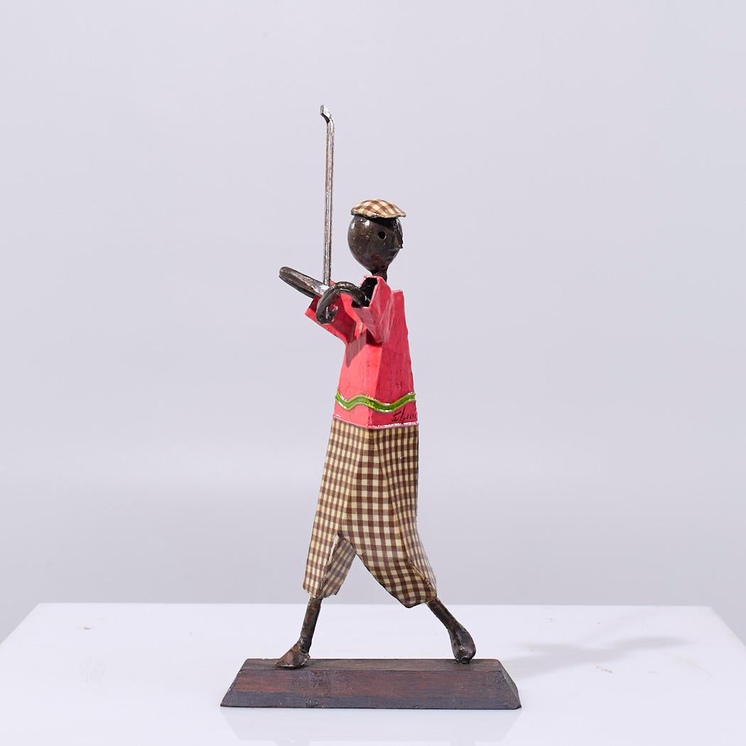 Manuel Felguerez Scultura di giocatore di golf in metallo del metà del secolo scorso

Questa statuetta misura: 7 pollici di larghezza x 4 di profondità x 14,25 di altezza

Scattiamo le nostre foto in uno studio a illuminazione controllata per