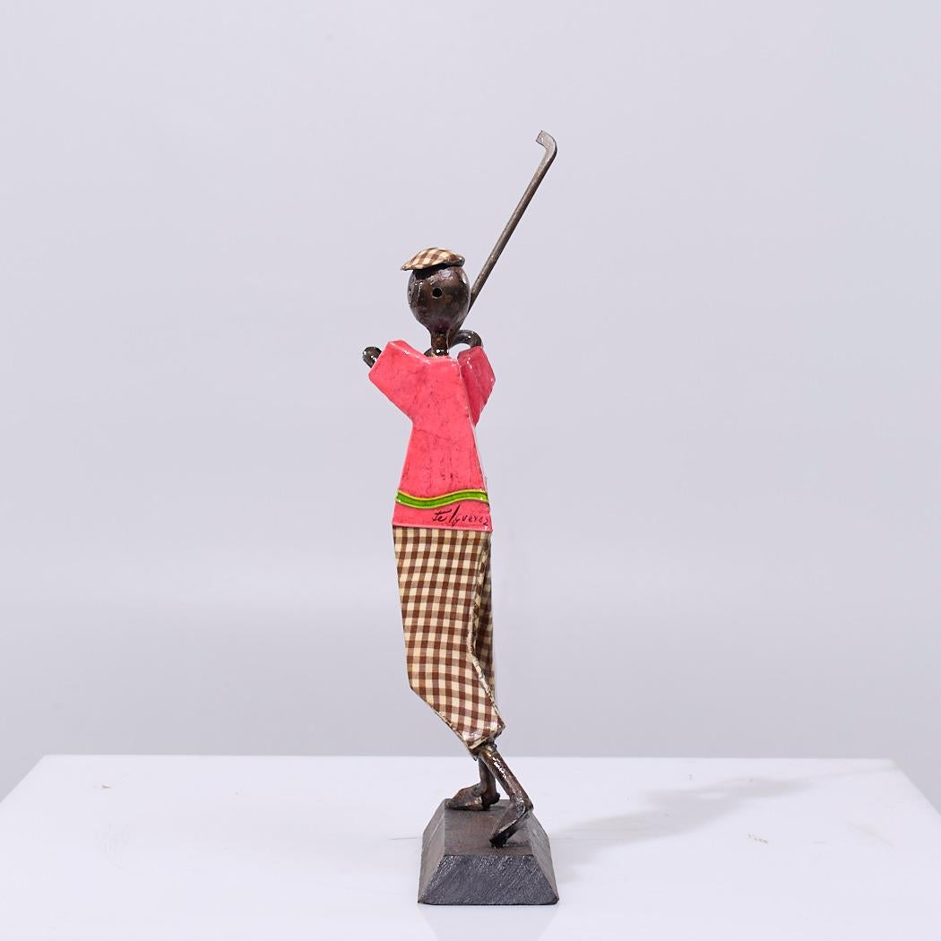 Messicano Manuel Felguerez Scultura di giocatore di golf in metallo del metà del secolo scorso in vendita