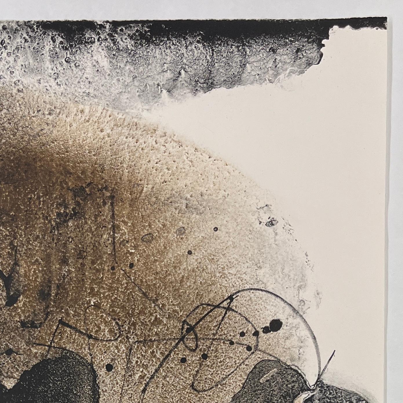 Manuel Felguérez (Mexico, 1928-2020)
Untitled from 'El exilio de los sentidos', 2004
Etching and aquatint on heavyweight paper
15 x 15 in. (38 x 38 cm.)
Edition of 75
ID: FEL1662-001
Hand-signed by author