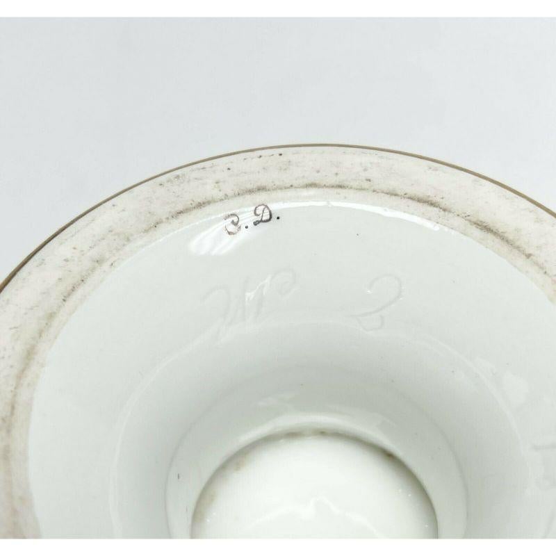 Manufacture de Sevres Gilt Porcelain Fruit Bowl Nankin Yellow, 1824-1830 For Sale 1