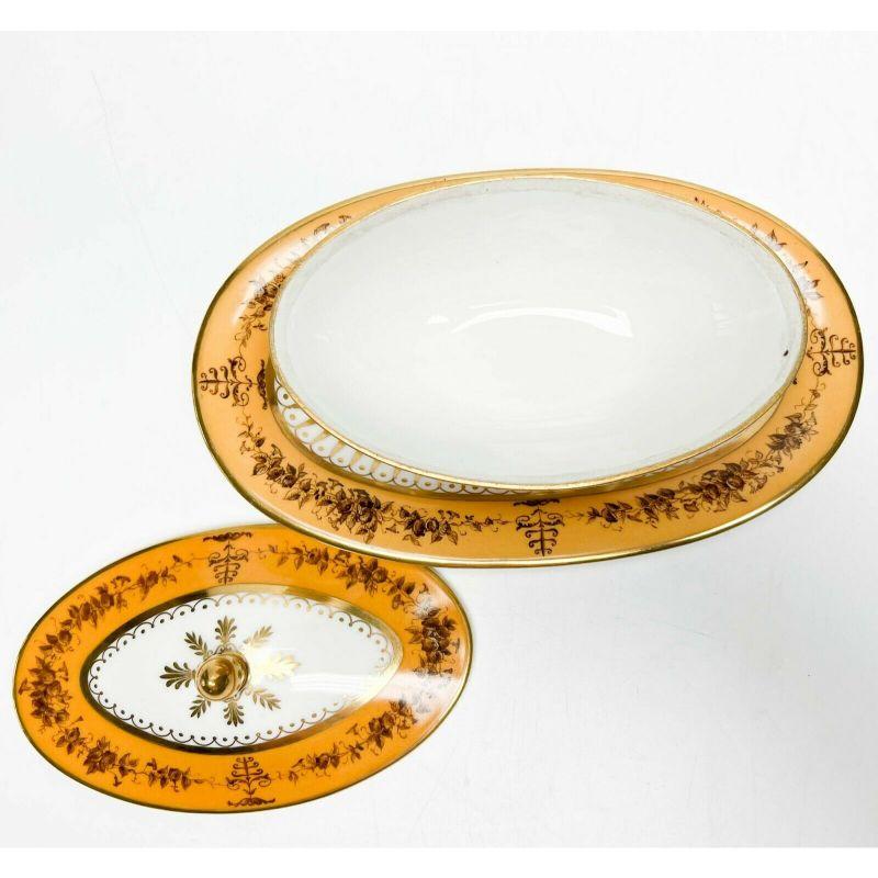 19th Century Manufacture de Sevres Gilt Porcelain Lidded Sauce Bowl Nankin Yellow, 1815-1824 For Sale