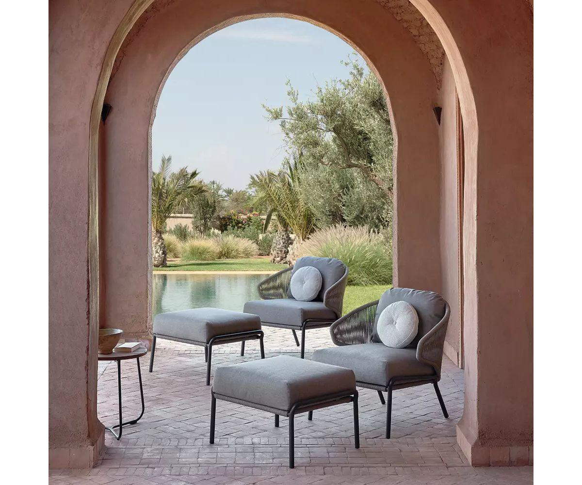 Poudré Ensemble de table et chaises d'extérieur Radoc en vente