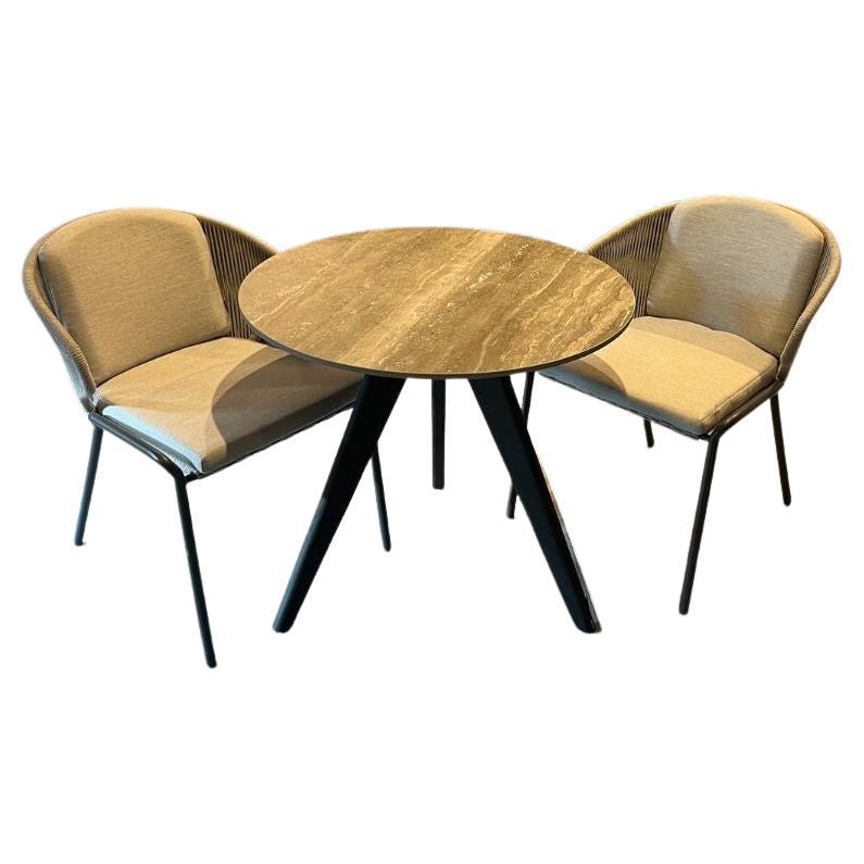 Manutti Table & Radoc Chairs Outdoor Set