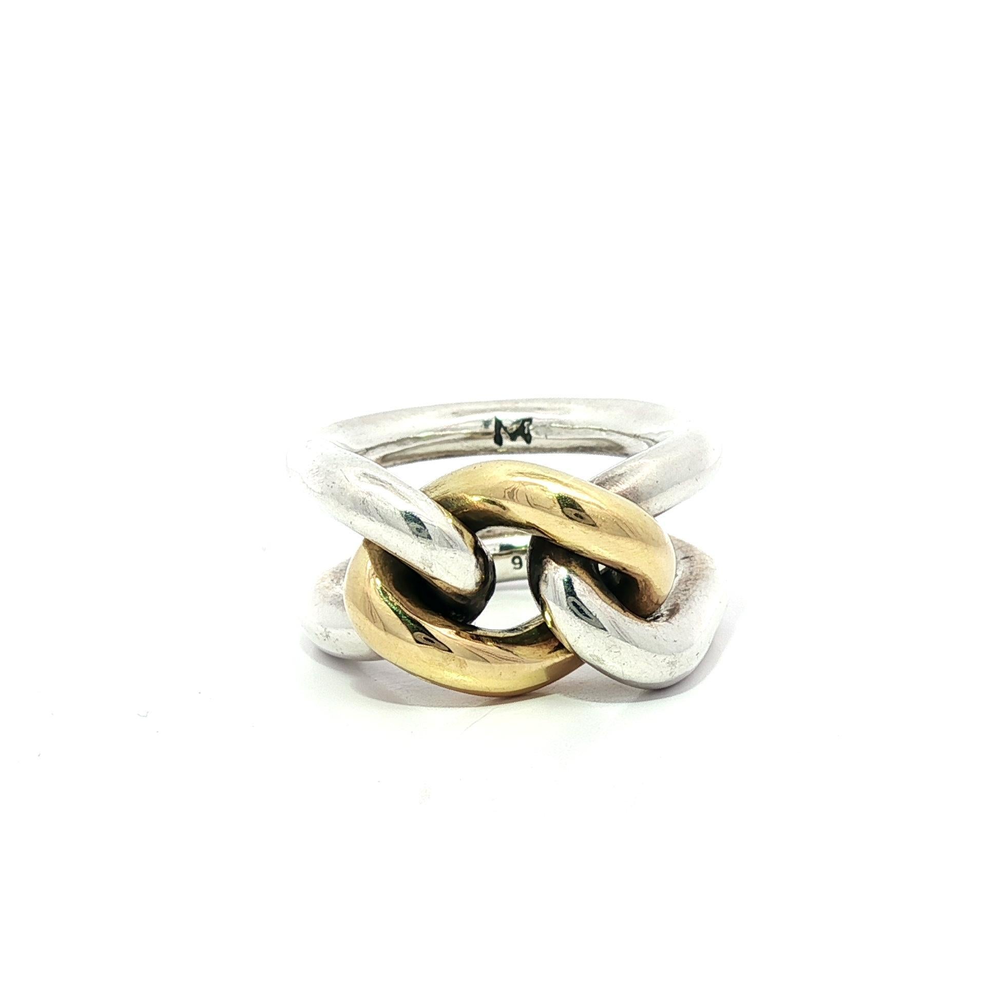 Maor M. Cohen Sterling Silber 
18k Gelbgold Unity Interlocked Großer Ring im Angebot