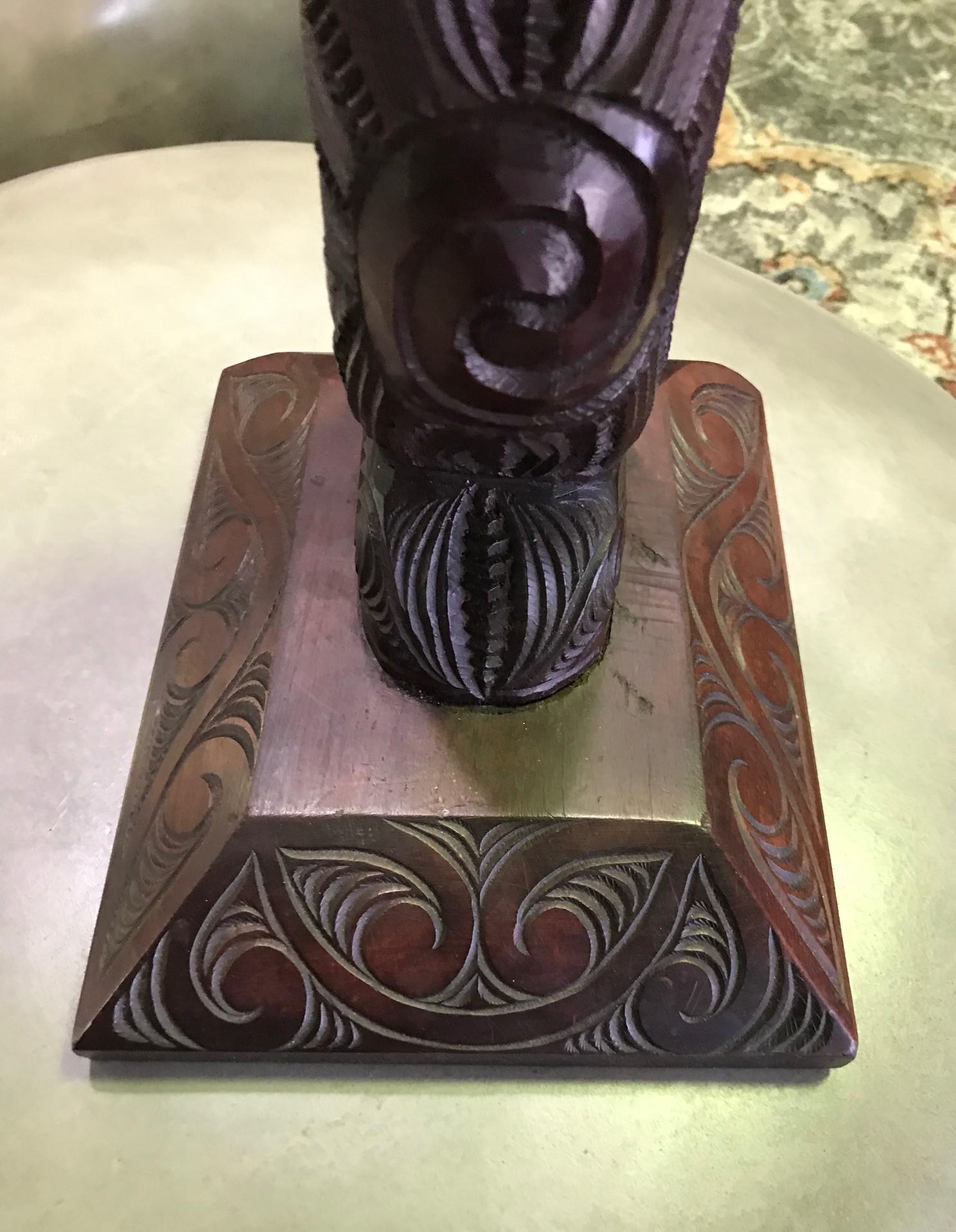Maori New Zealand Large Carved Wood TOTEM Tribal Figure 3