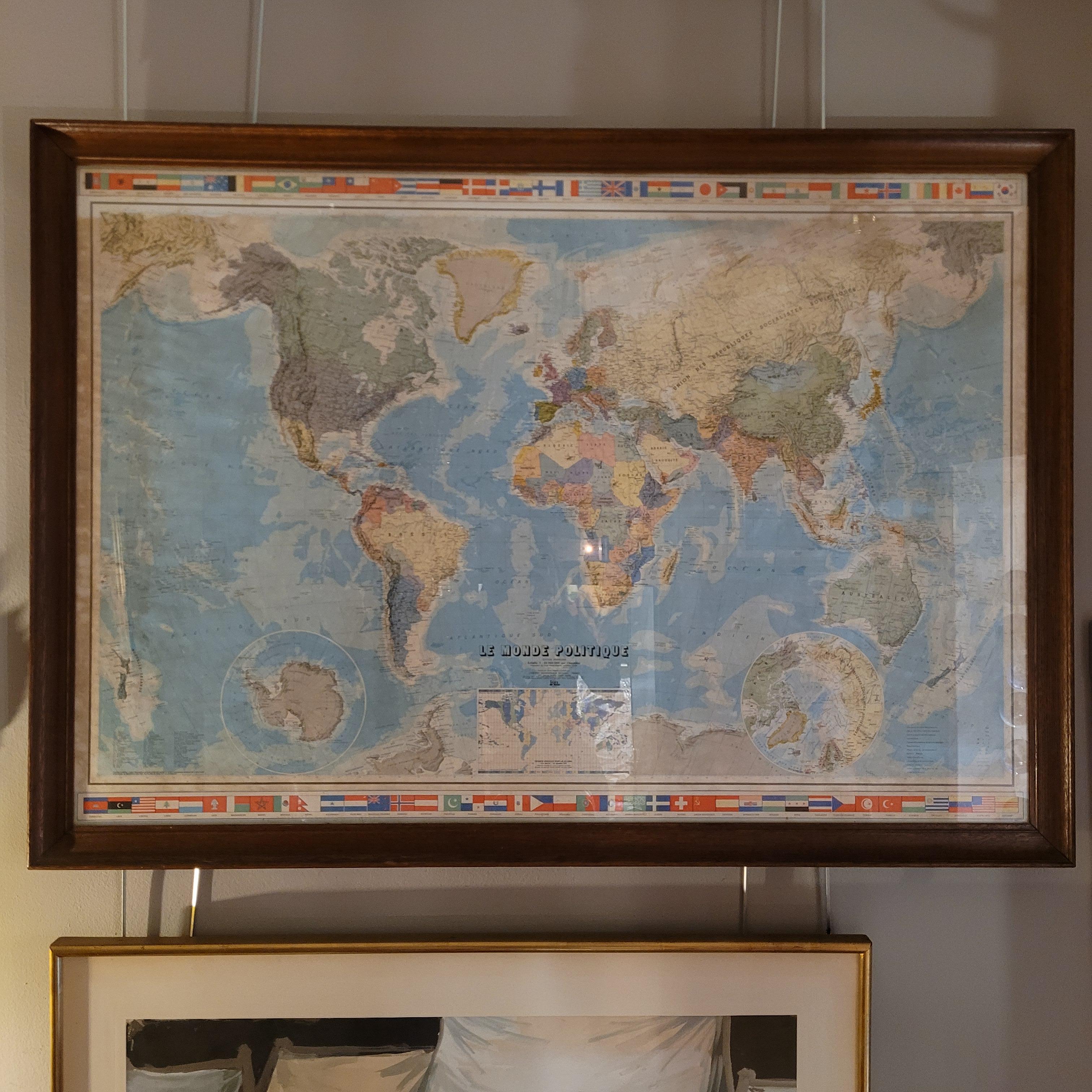 Karte von Frankreich, Globus / Planisphere Le Monde Politique, National Geographic Ins (Moderne der Mitte des Jahrhunderts) im Angebot