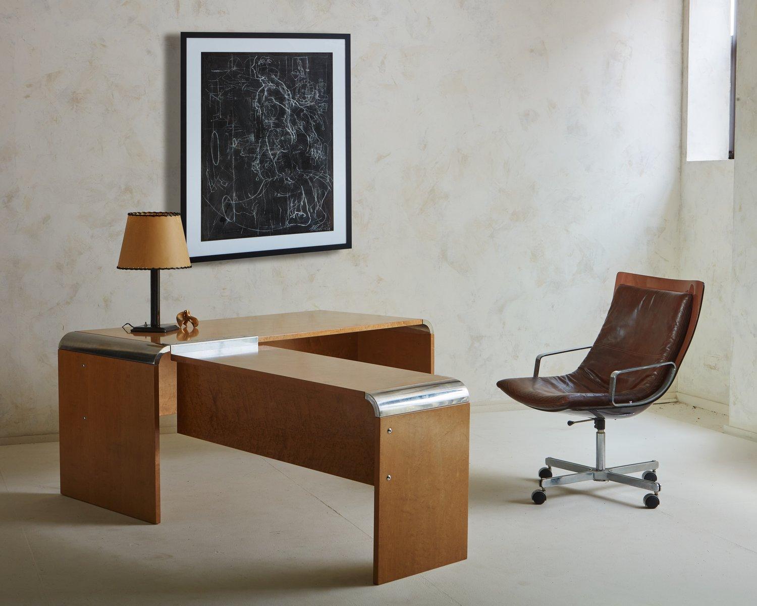 Mid-Century Modern Maple + Aluminum Desk by Giovanni Offredi for Saporiti, Italy, 1970s For Sale