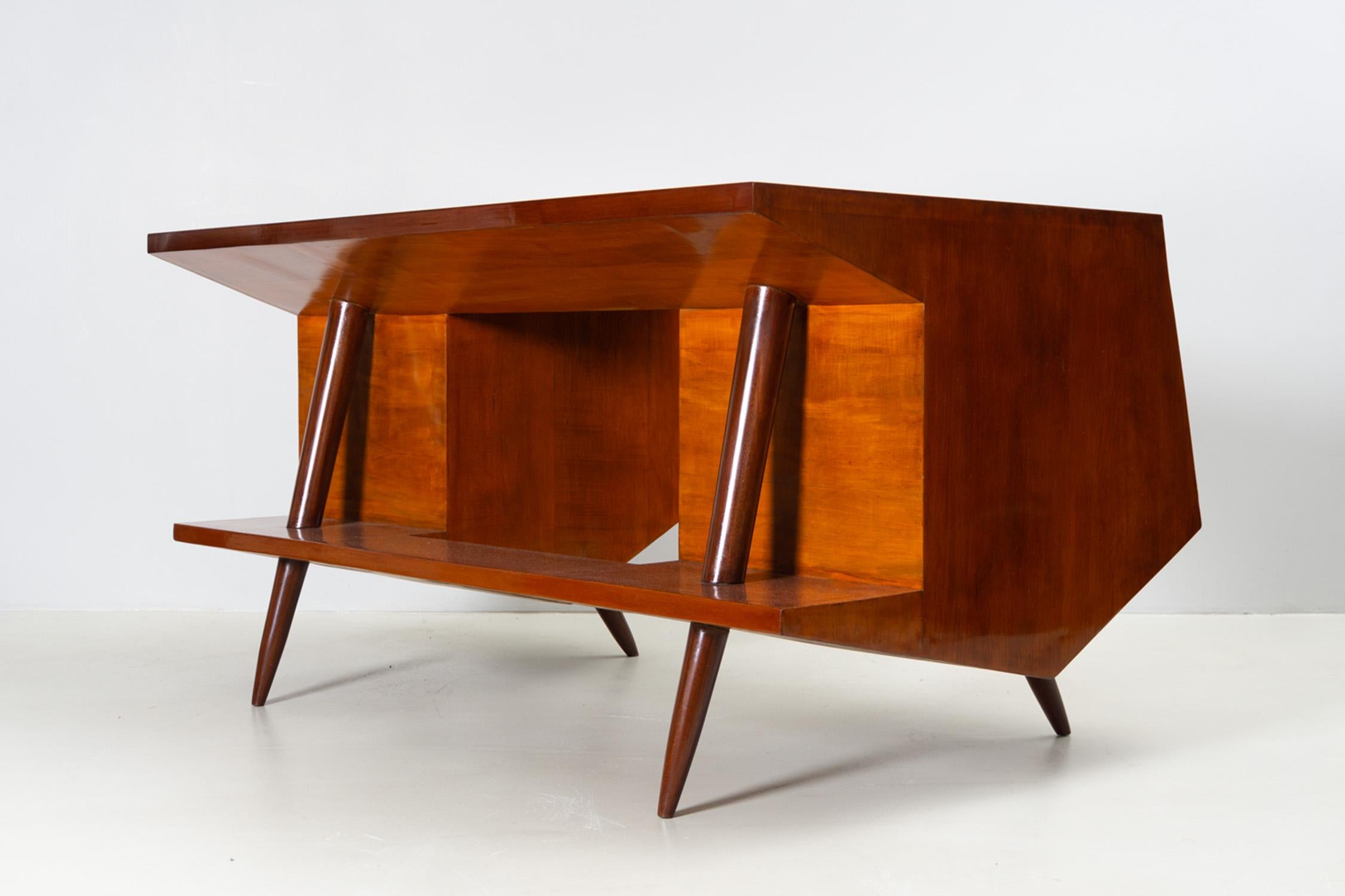 Italian Maple and Walnut Desk with Drawers by Luigi Claudio Olivieri, 1950