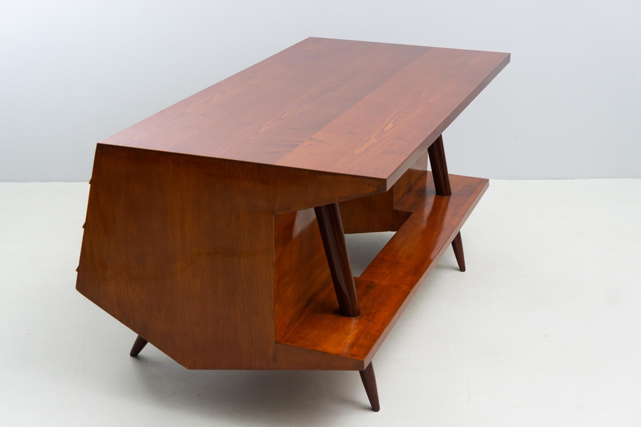 Veneer Maple and Walnut Desk with Drawers by Luigi Claudio Olivieri, 1950