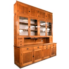 Maple Built-In Kitchen Cabinets