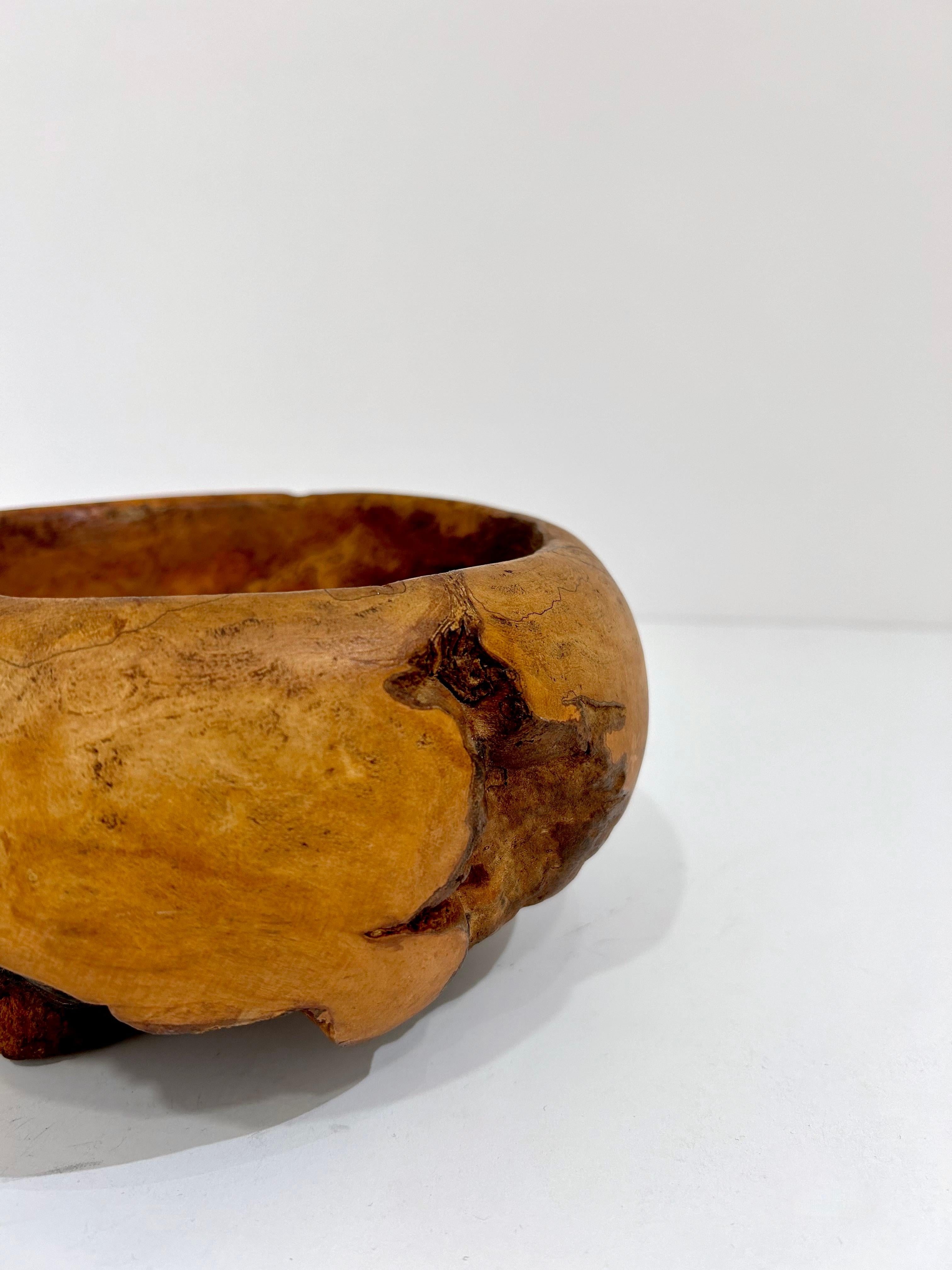 Maple Burl Bowl attributed to Mel Lindquist.
Signed with an 
