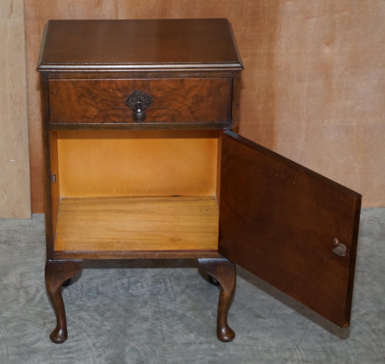 English Maple & Co Burr Walnut Bedside or Side End Lamp Wine Table Part of a Large Suite For Sale