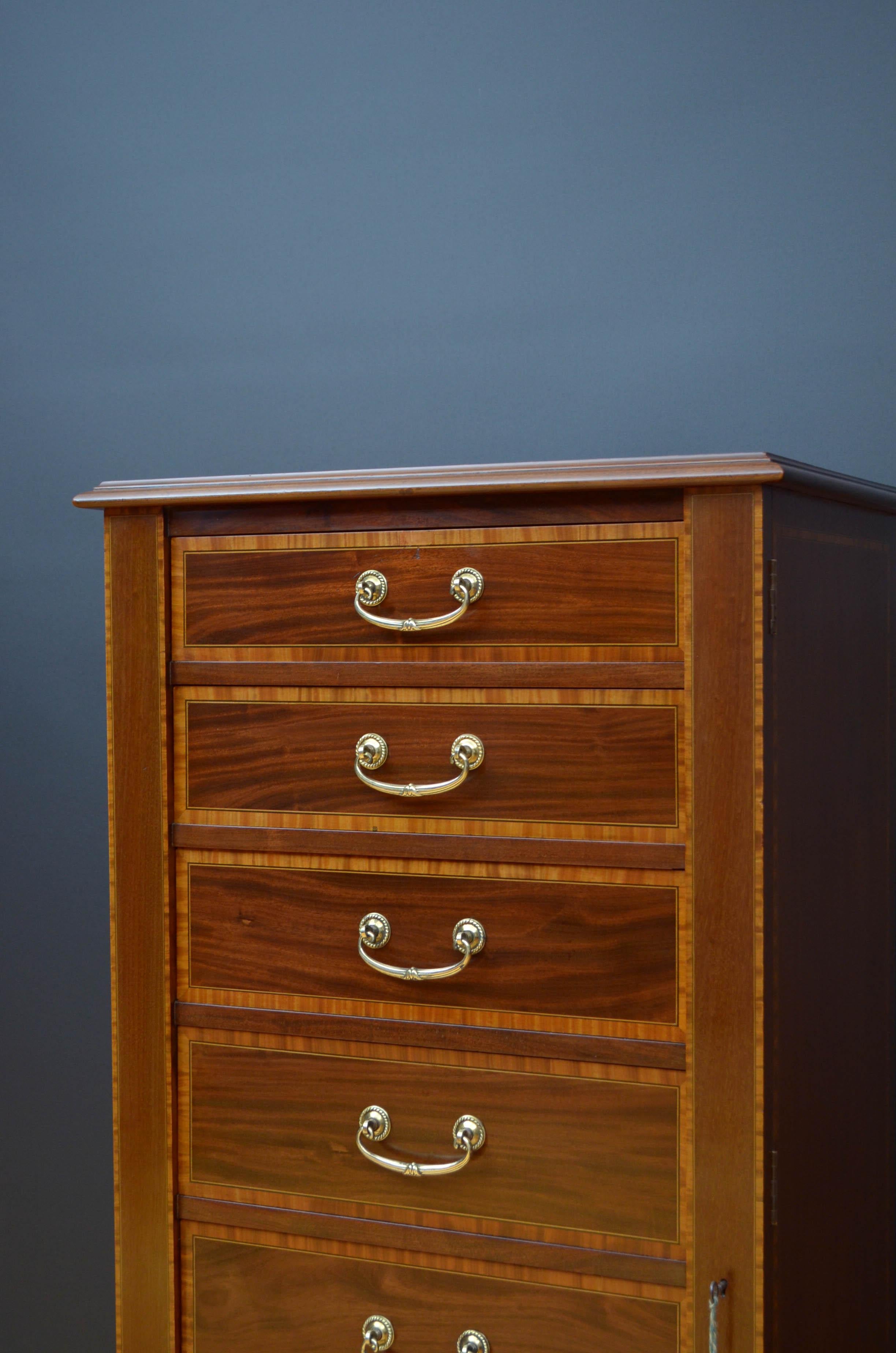 Maple & Co Mahogany Chest of Drawers In Good Condition In Whaley Bridge, GB