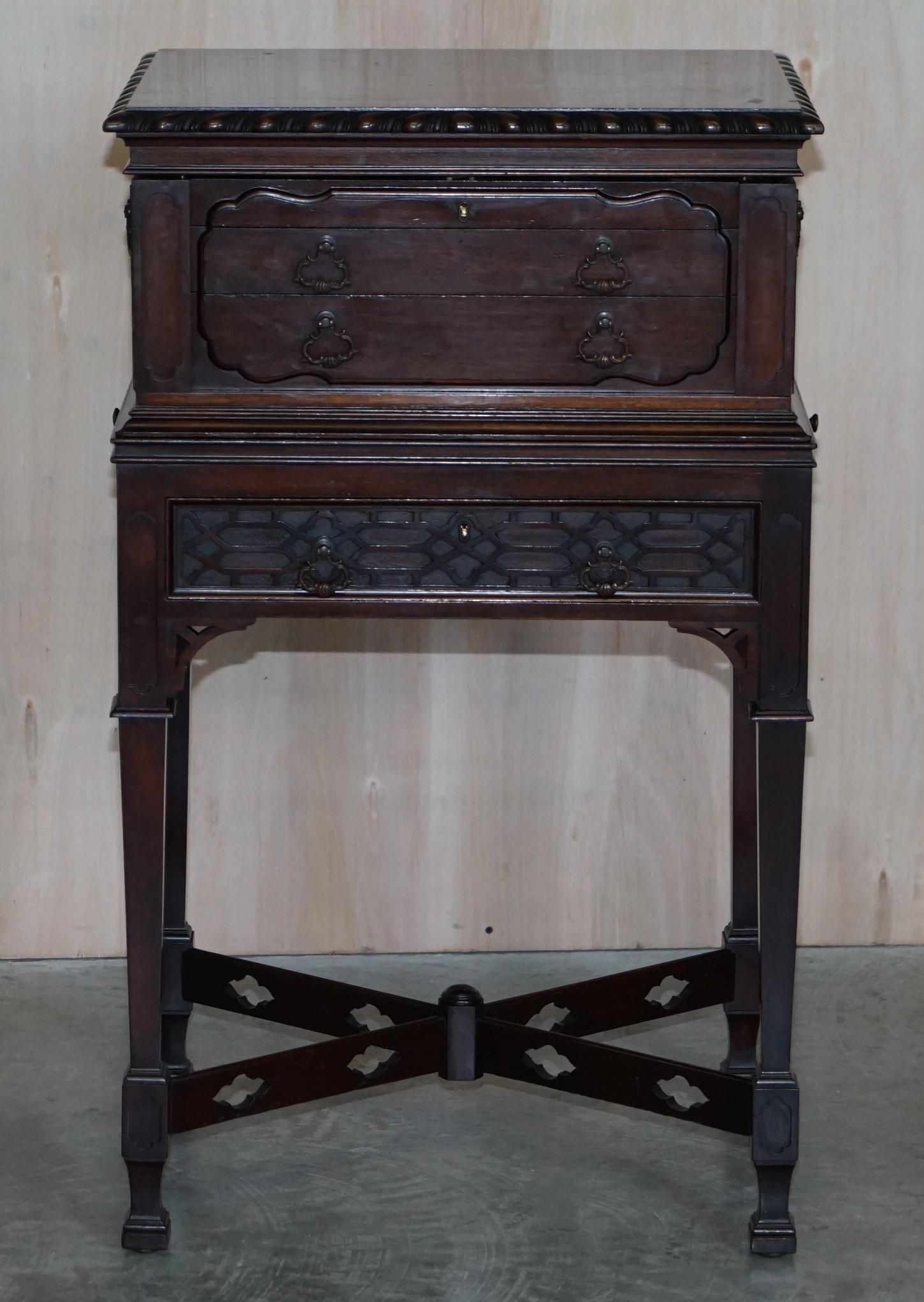 English Maple & Co Thomas Chippendale Careved Victorian Hardwood Cutlery Side End Table For Sale