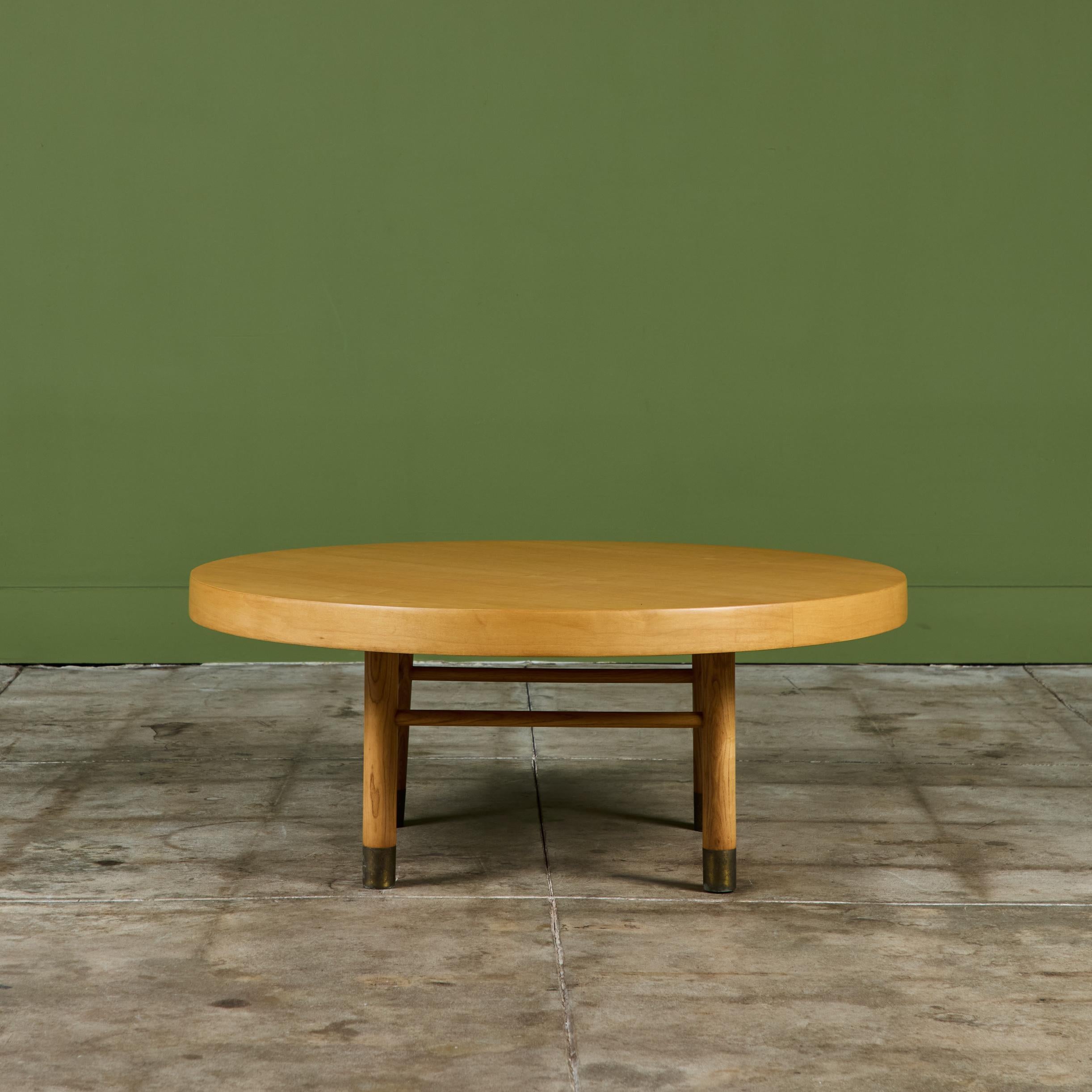 Maple Lazy Susan Coffee Table by Carlin Furniture In Excellent Condition For Sale In Los Angeles, CA