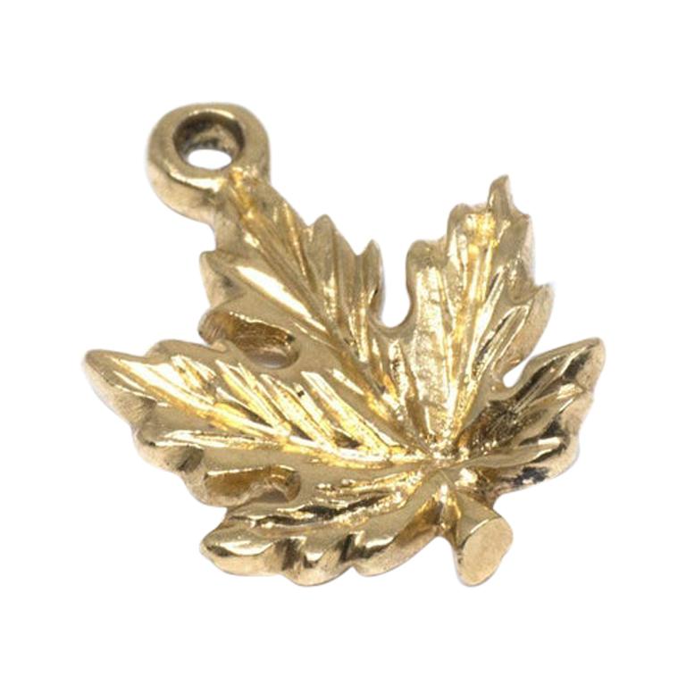 Maple Leaf 14 Karat Yellow Gold Charm For Sale at 1stdibs
