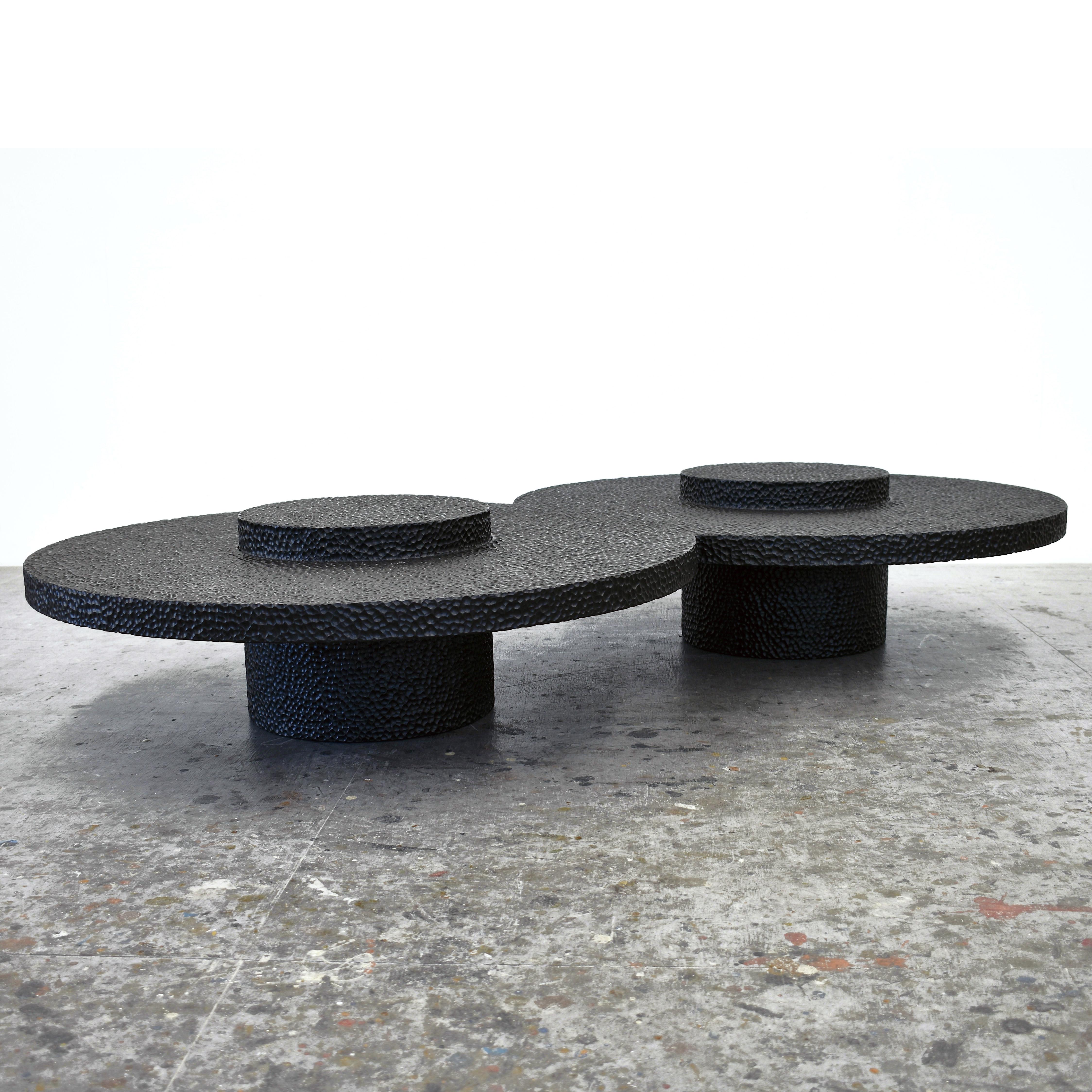 Moderne Table basse en érable sculptée par John Eric Byers en vente