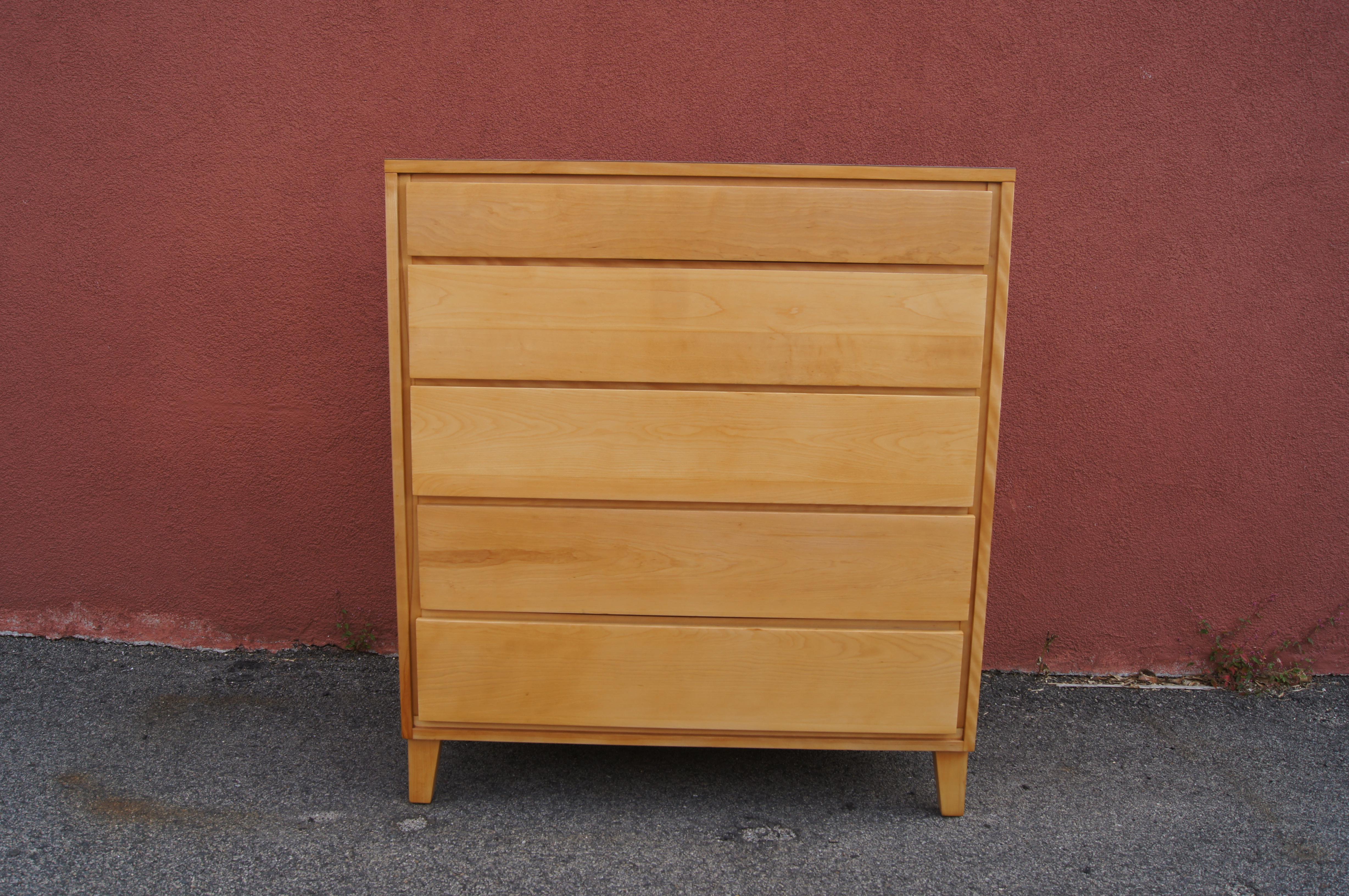 Mid-Century Modern Modernmates Five-Drawer Birch Dresser by Leslie Diamond for Conant Ball