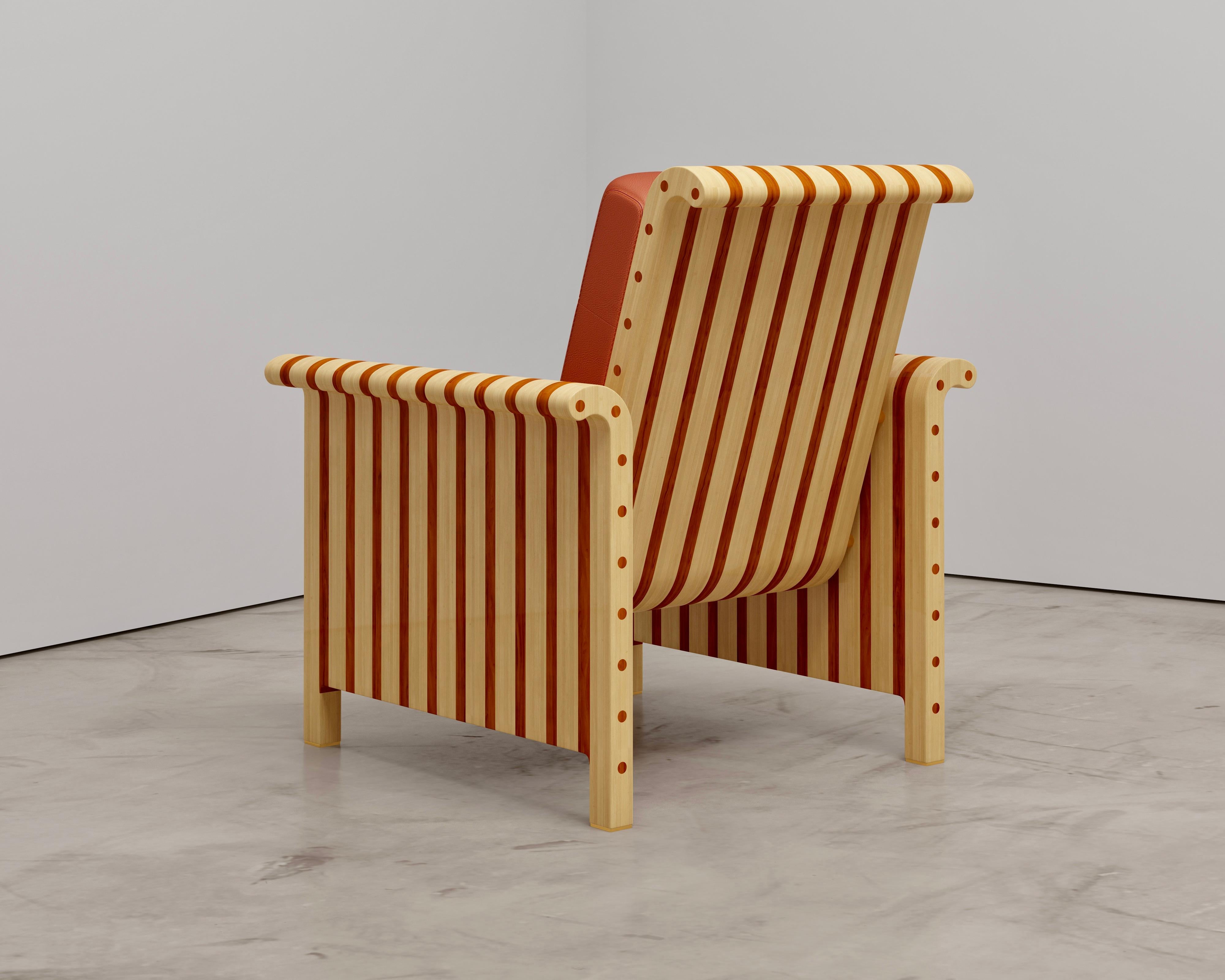 Ahorn & Padauk Massivholz Lounge Stuhl mit Lederpolsterung (Handgefertigt) im Angebot