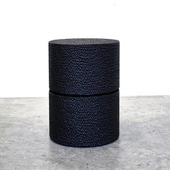 Tavolo rotondo in acero #2 Scolpito da John Eric Byers