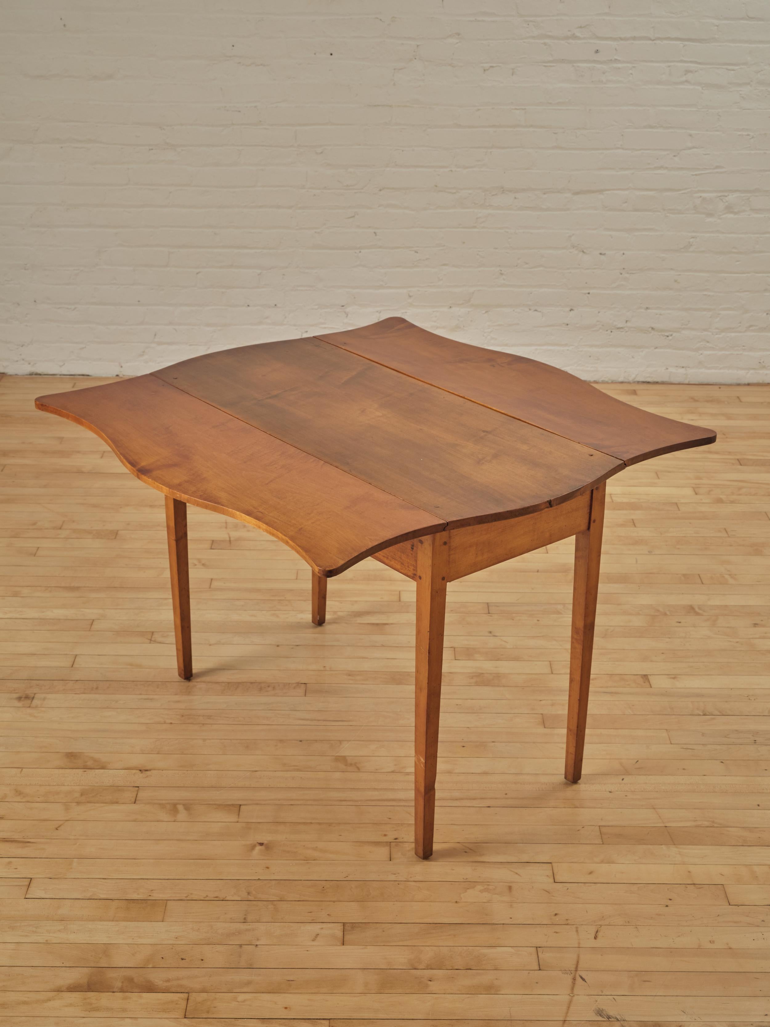 Maple Scalloped Drop Leaf Table For Sale 2