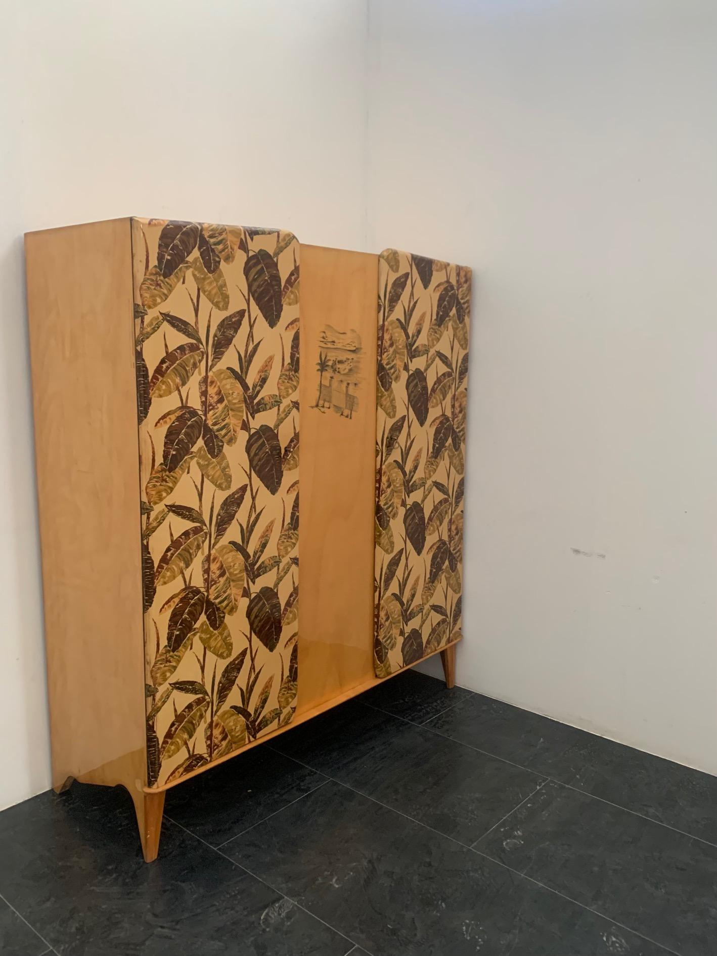 Italian Maple Wardrobe with Leaf and Landscape Decoration, 1950s For Sale